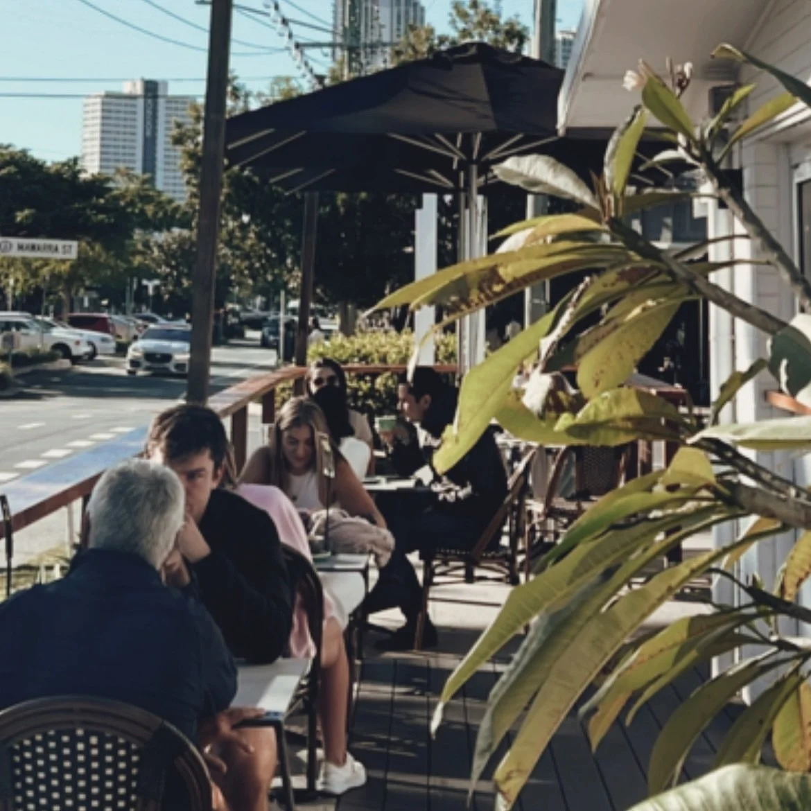 There nothing better than a full house on Sunday when the sun comes out! 👌🏼🤩

Enjoy the rest of your weekend, whatever you are up to! 😉