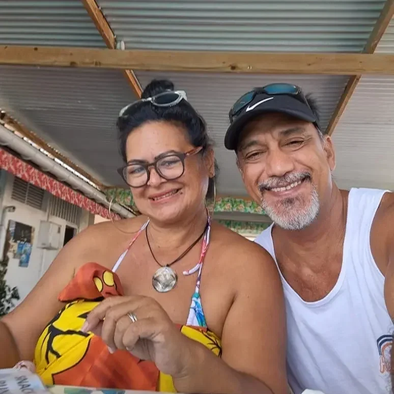 Déjeuner romantique au snack Puna à Rangiroa
