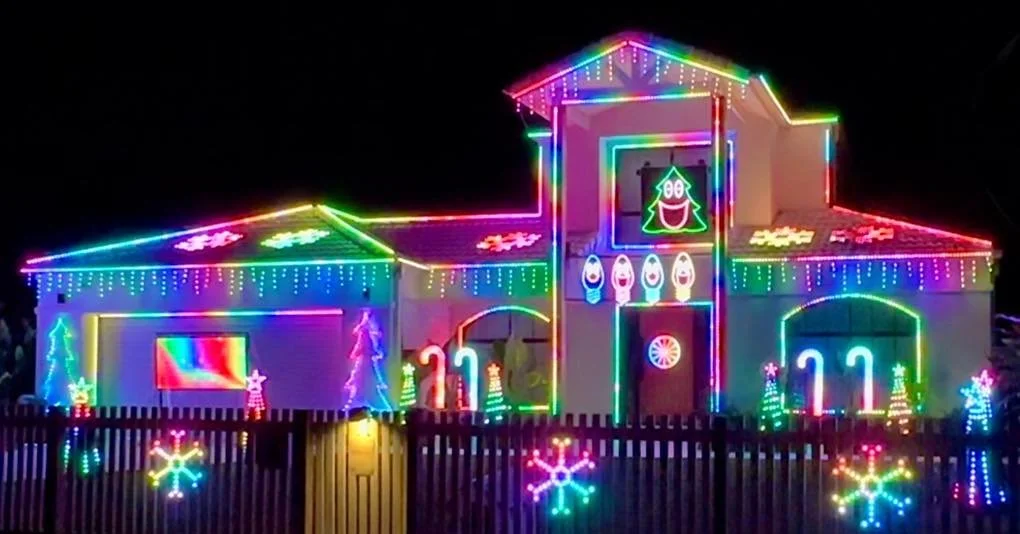 If you&rsquo;re looking for the best Christmas lights on the Southern Gold Coast, we&rsquo;ve got you covered  with a list of our favourites. Have we missed any? Comment your favourite below 👇

📍 17 Long Island Court, Mermaid Waters
📍 44 Wincheste
