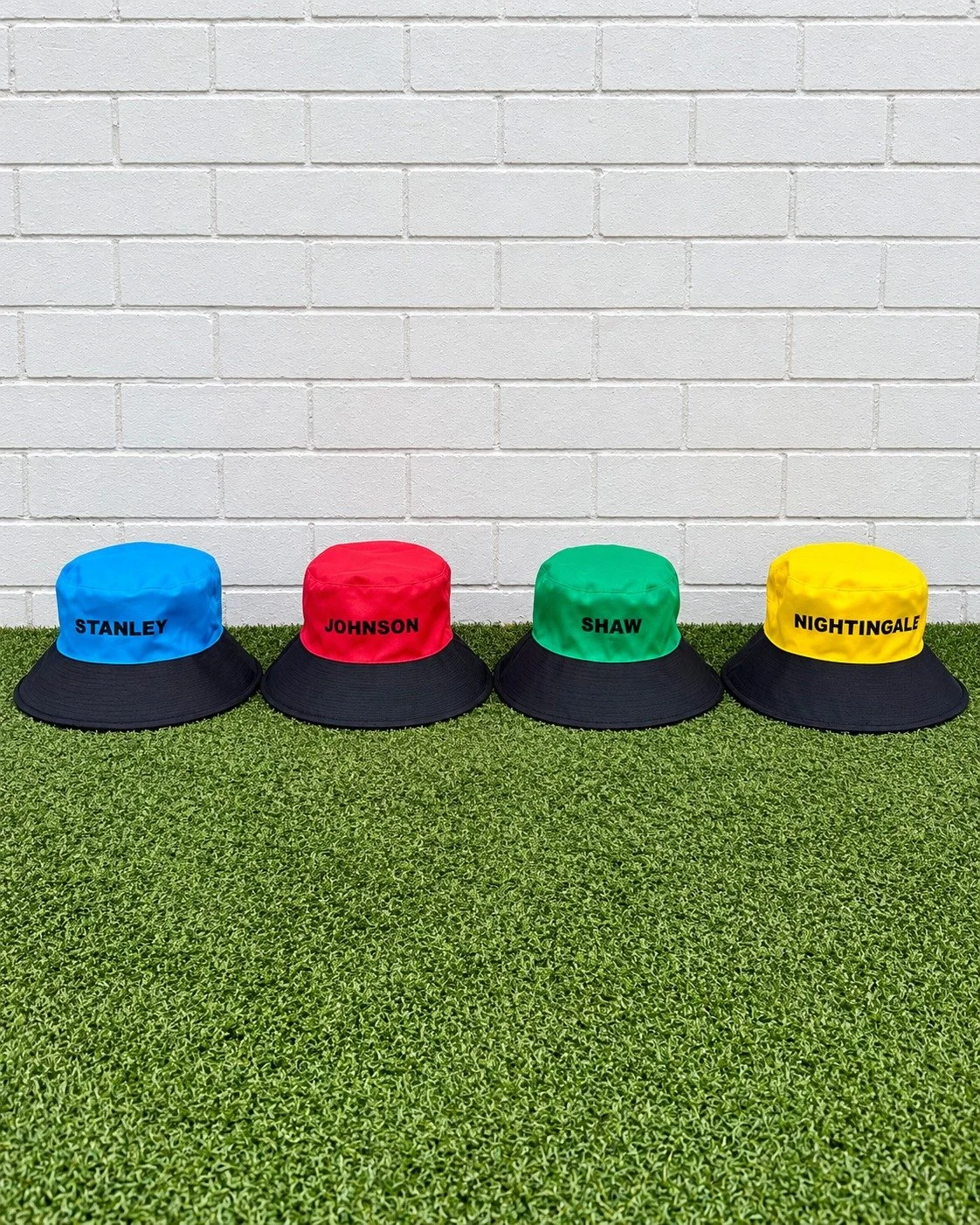 Our new hats have arrived! 🎉

They may look the same from the outside, there&rsquo;s a little surprise inside! Flip them inside-out and you&rsquo;ll find a new coloured lining to match your student&rsquo;s House team. 💙❤️💛💚

&bull; Years 1 to 6: 