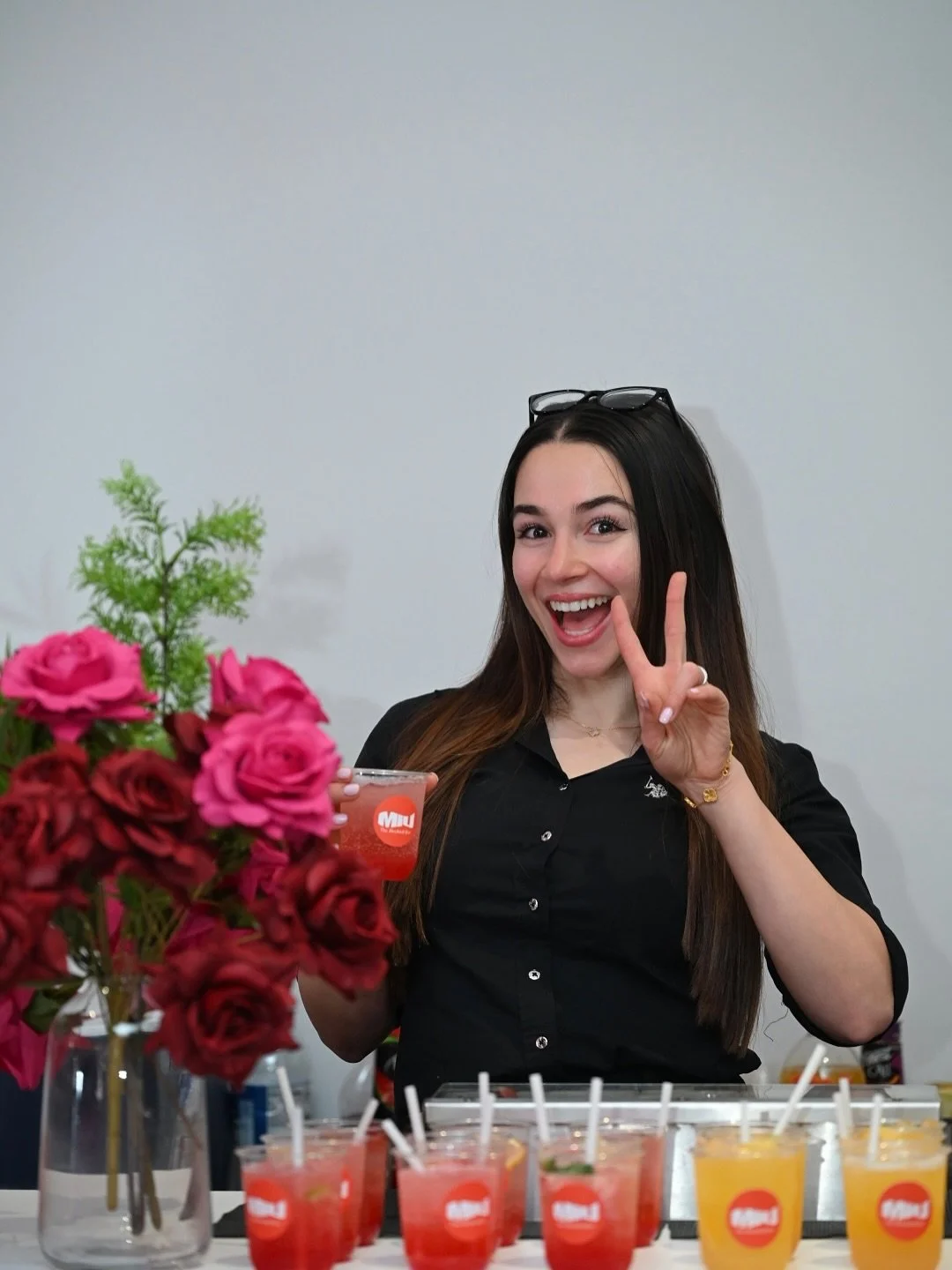 Caught in action 👀🍹
Hellooo everyone I&rsquo;m Sue, THE creative founder of MIU 🫶🏽😝

Three random facts about me; 
1. I&rsquo;m a Social Butterfly 🦋 
2. Little bit of a Stress Head ( Lowkey Perfectionist ) 👌🏼
3. If you see me Mixing Mocktails