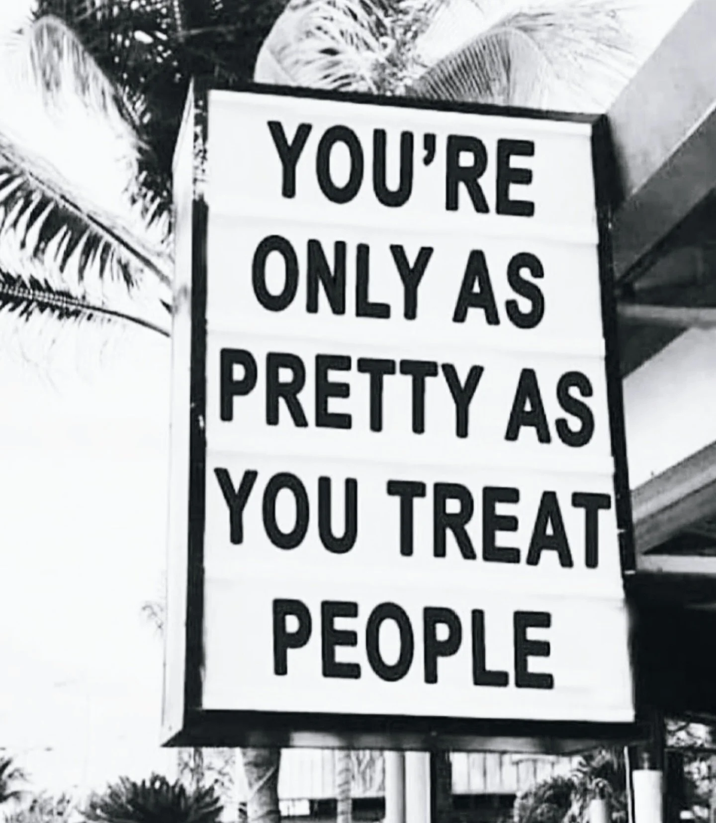 You&rsquo;re only as pretty as you treat people! Human&bull;Kind&bull; BE BOTH!🫶🏼🙌🏻

#spokanehairstylist #treatpeoplewithkindness #humankindbeboth #spokanehair