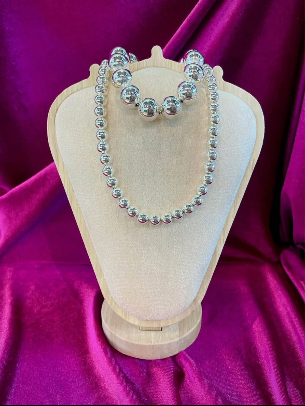 Dahlia Beaded Silver Necklace