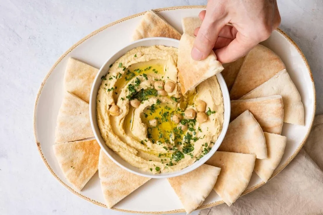 Easy, Cheap &amp; Homemade Vegan Hummus 
