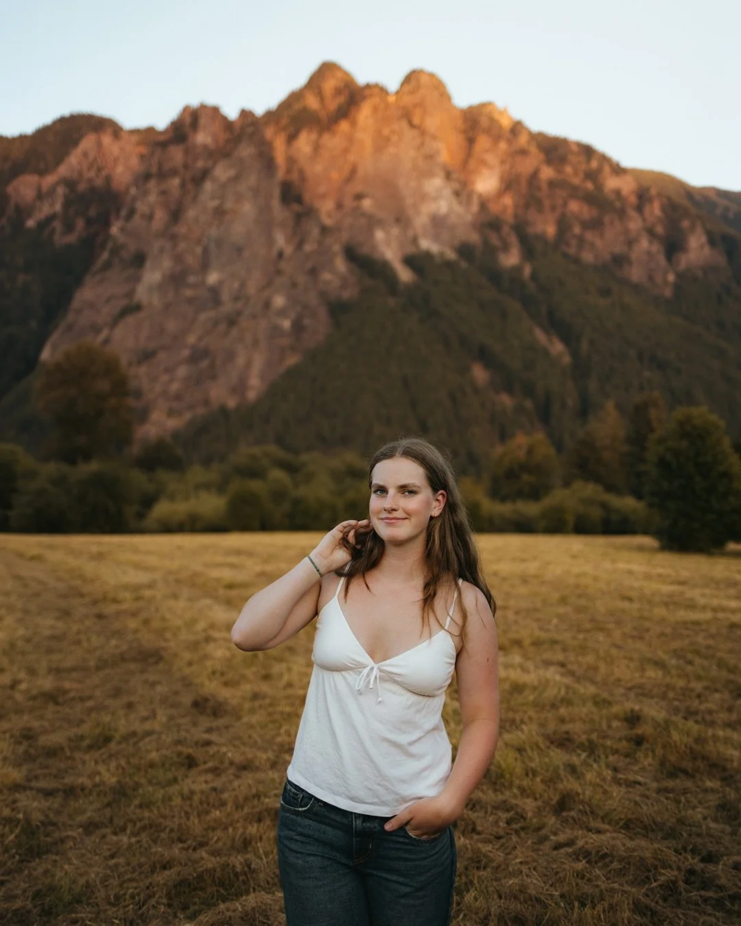 last lap guys!!!!!! grad day is so soon!!!!! celebrating with the very lovely @pepper.fastcar !!! 🌶️🌲🌄🐞🌳
-
-
-
#seattlephotographer #classof2026 #seniorphotos #seniorpictures #seniorsunday