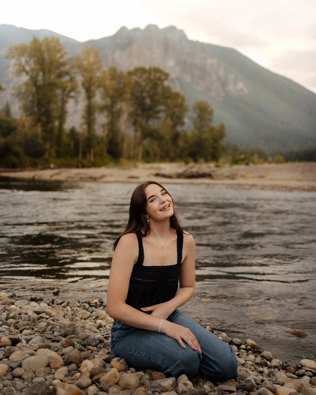 senior sunYAY with my soulsista @quinn.carterr!!!! miss this shoot every day, talk about PERFECT!!!!! can&rsquo;t wait to share more soon!!! 🦆🏔️🌳🪺🌊