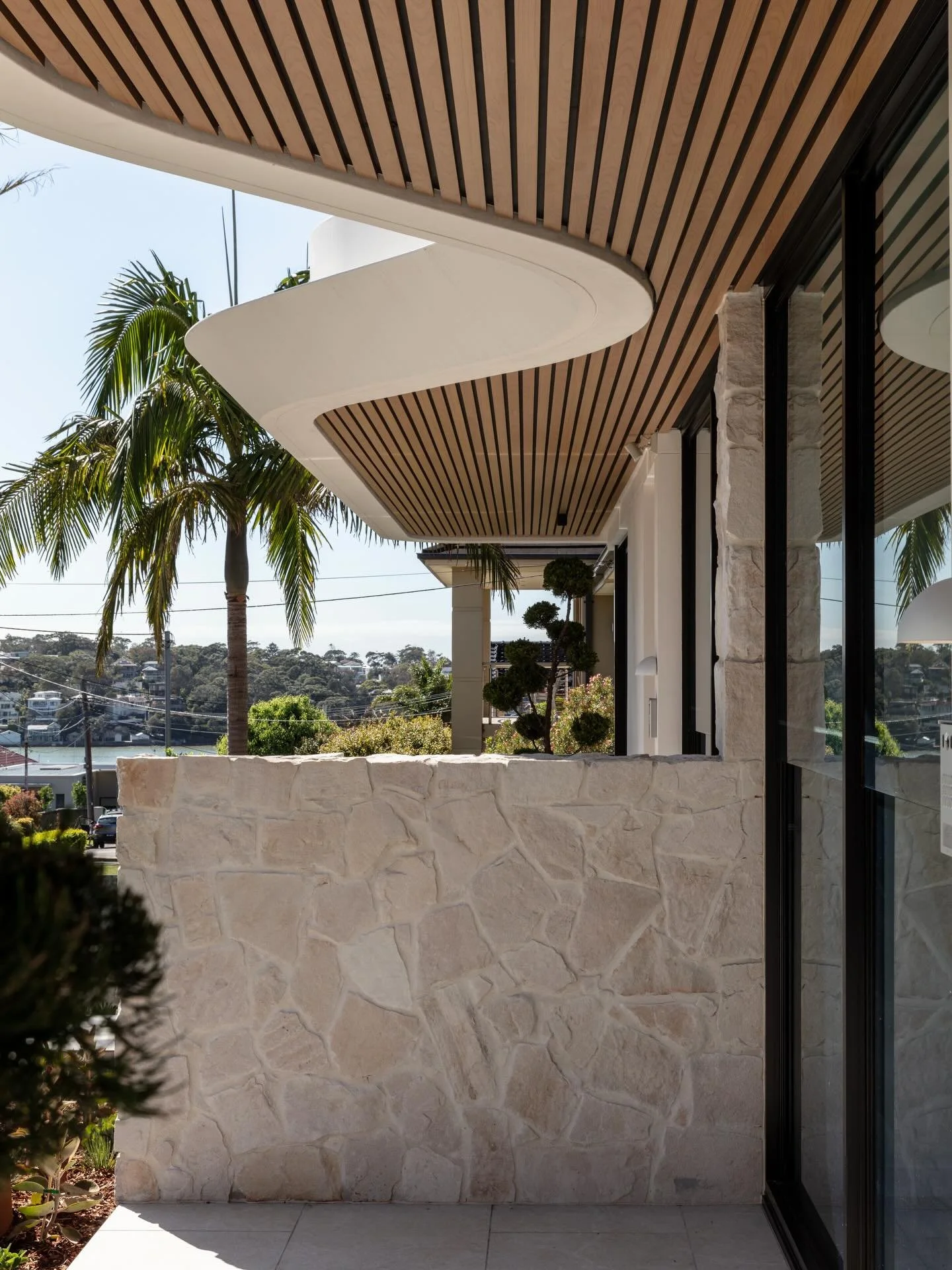 Summer at Project Binaville 🌴 

@lucasmurophotographer 
@emkarchitects