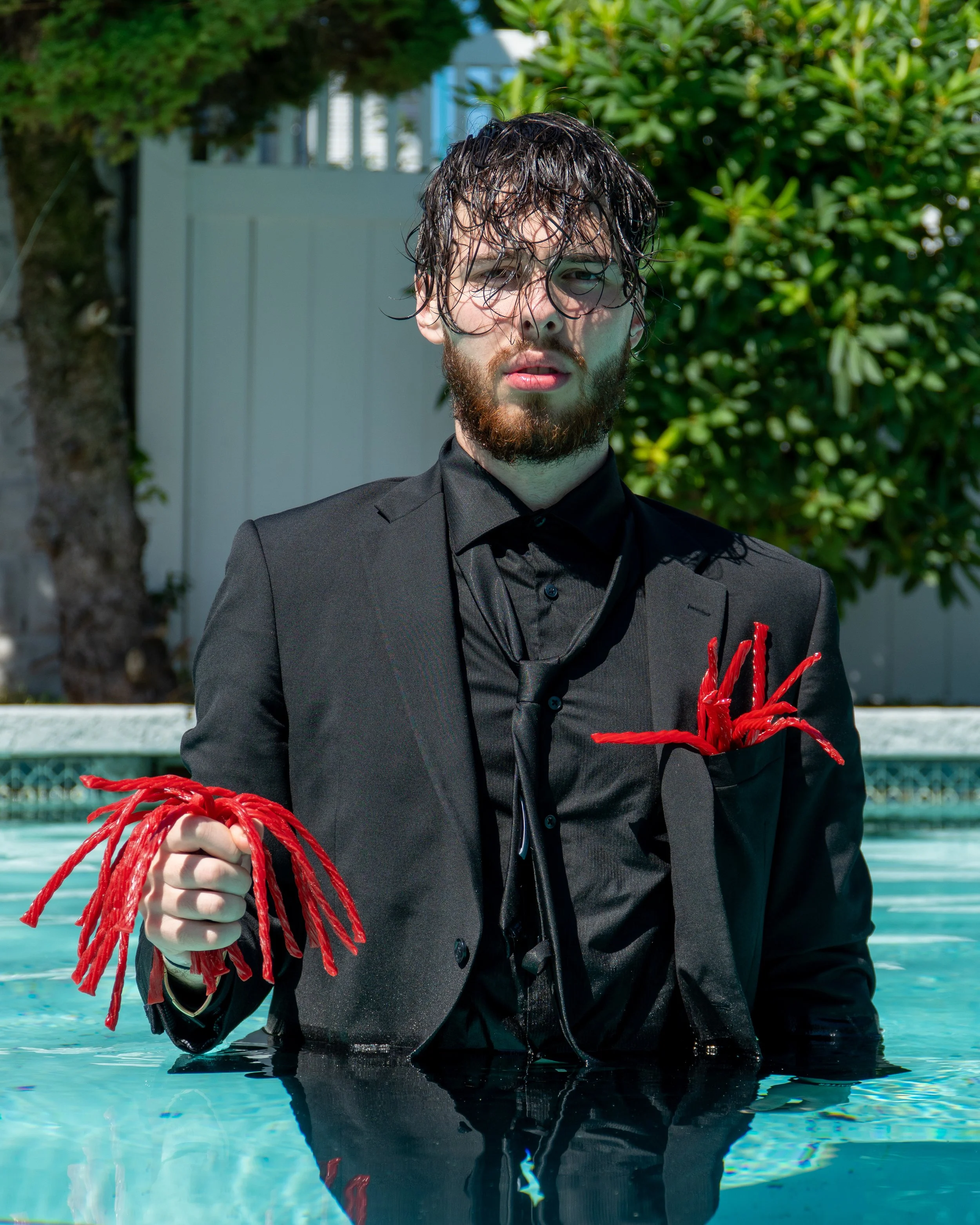 man in pool-5.JPG
