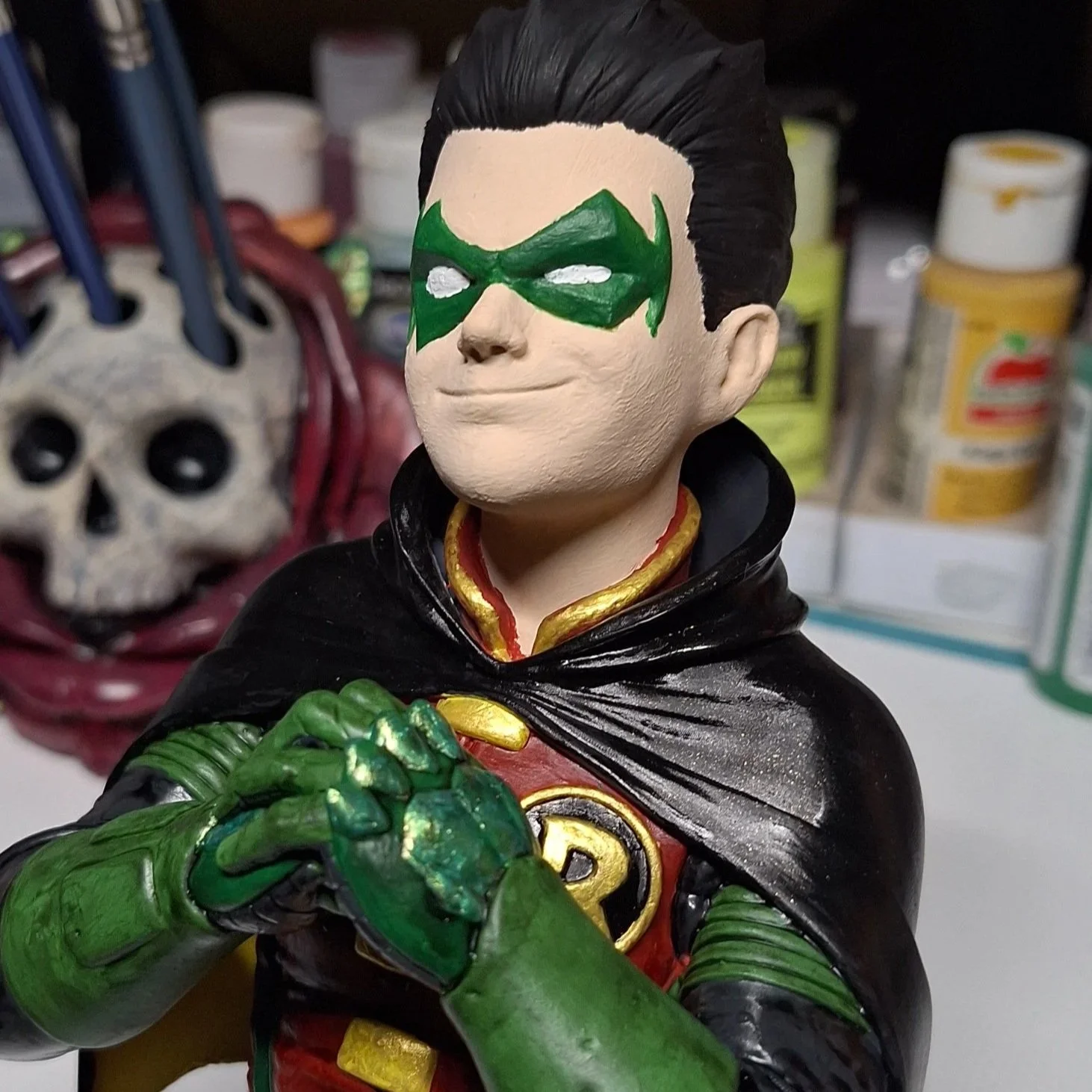 Robin Bust