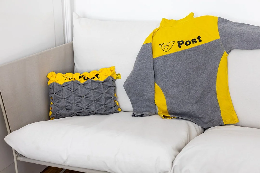 Lisa_Klingersberger_Design_Fold_Studio_PostPillow01.jpg
