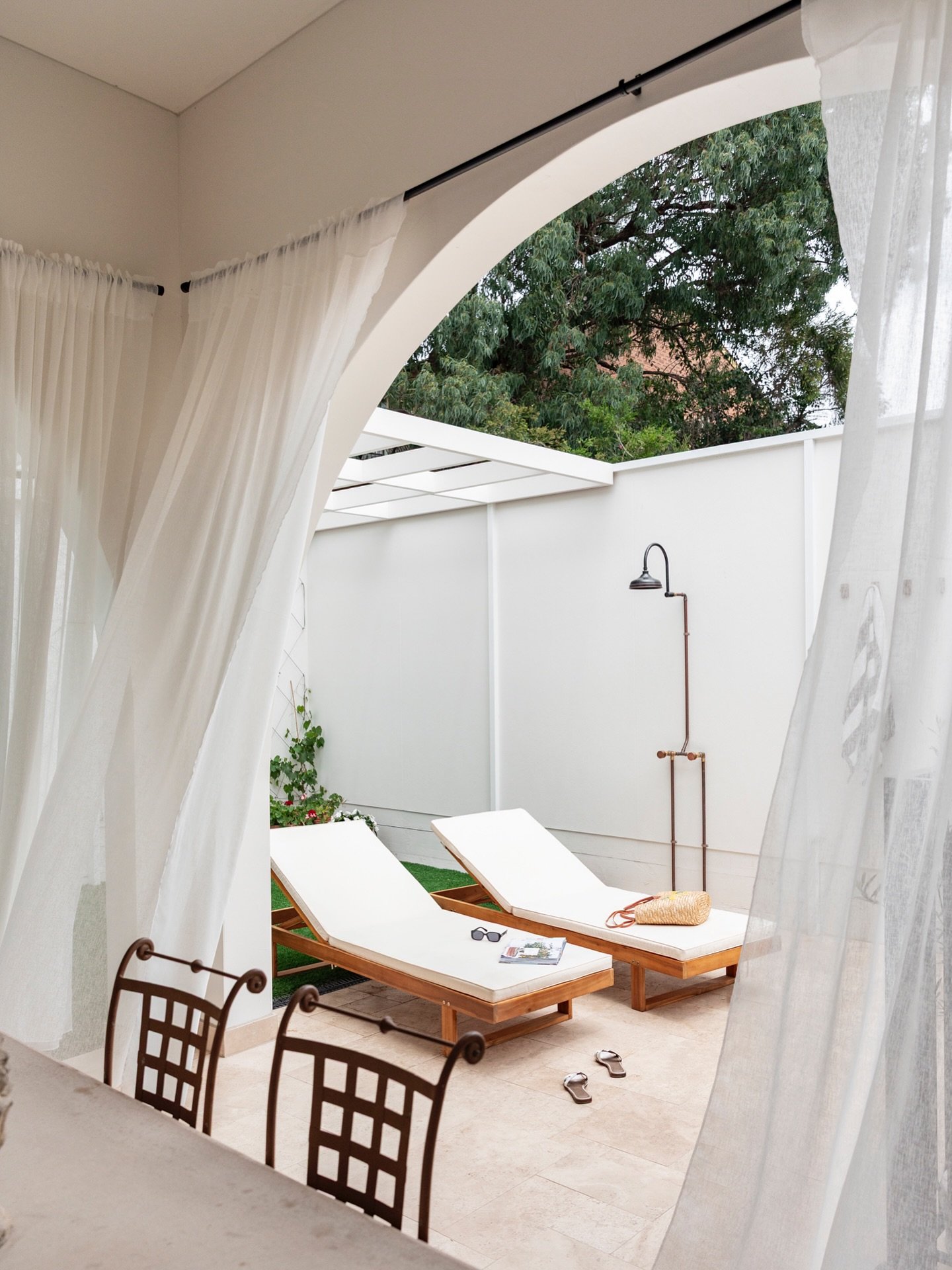 Final shoot for 2025 delivered just now. And boy do I want to be lying on those sunloungers right now! 

Between family lunches and catch ups with friends, I&rsquo;m having a fairly low key Christmas break this year. I&rsquo;ve still got loads of edi