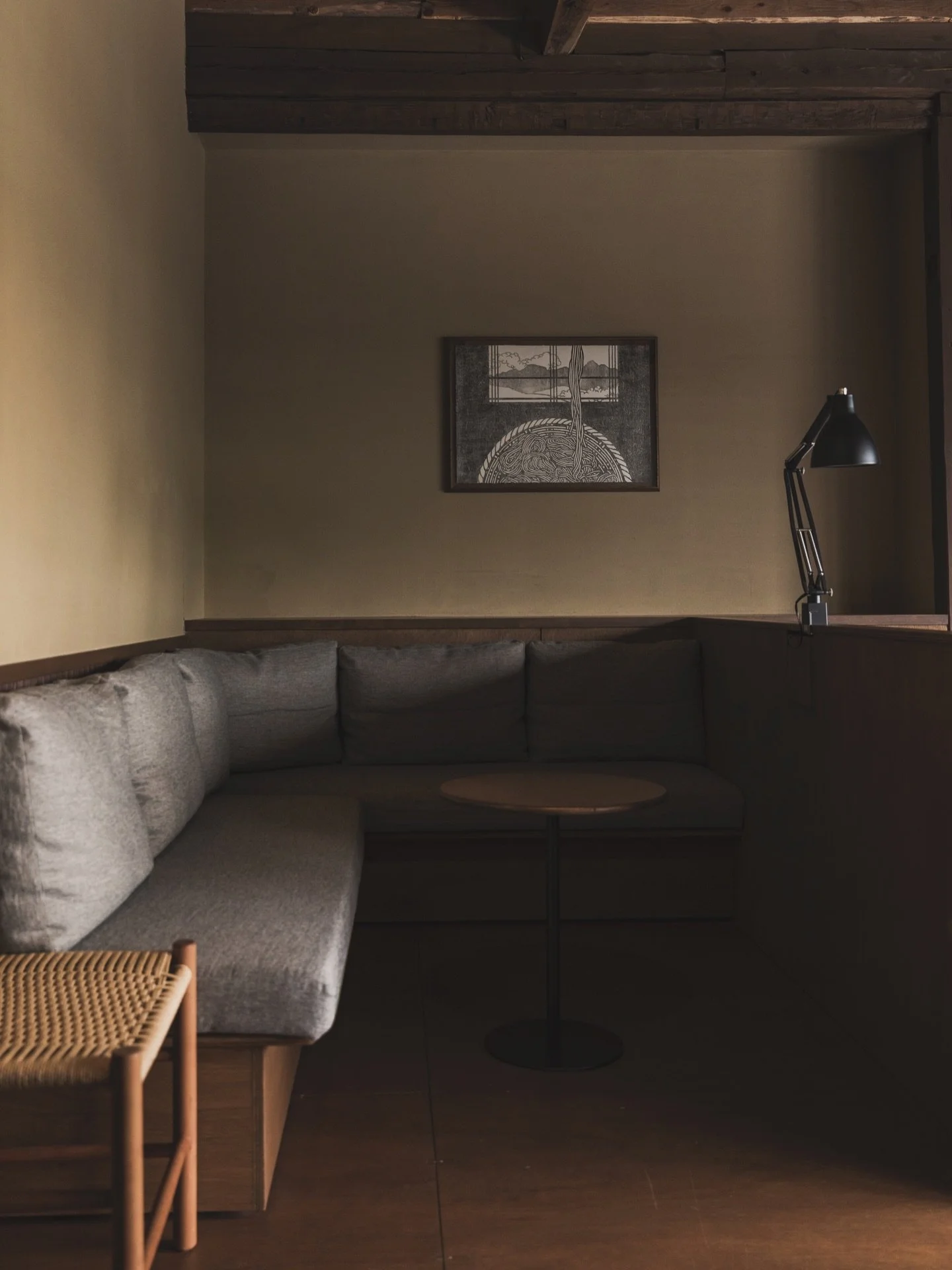 Japan&hellip; you never disappoint. 
Some snaps from my recent trip. Back at it today and taking bookings now for end of February and beyond ❄️😄

@awai.togakushi @madarao.ski @shredi.yeti

#japan #japandesign #architecture #photographer #interiorsph