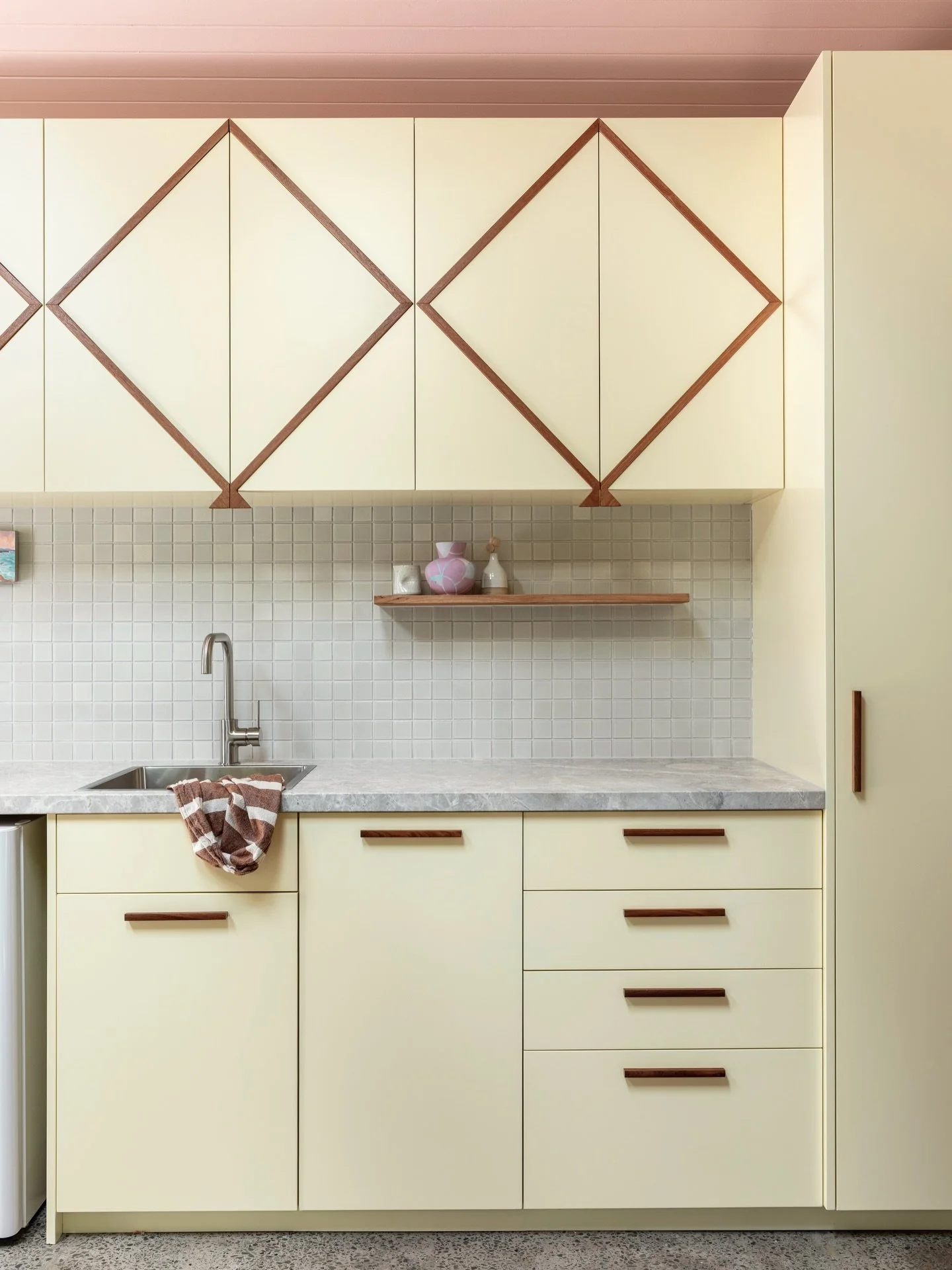 Gelato rainbows and lemon drops are the vibes i&rsquo;m getting from this seriously fun studio I shot for @is____design. Talk about packing it all in - a kitchen with bespoke design hardwood handles and door detailing, a multi-functional hidden desk,