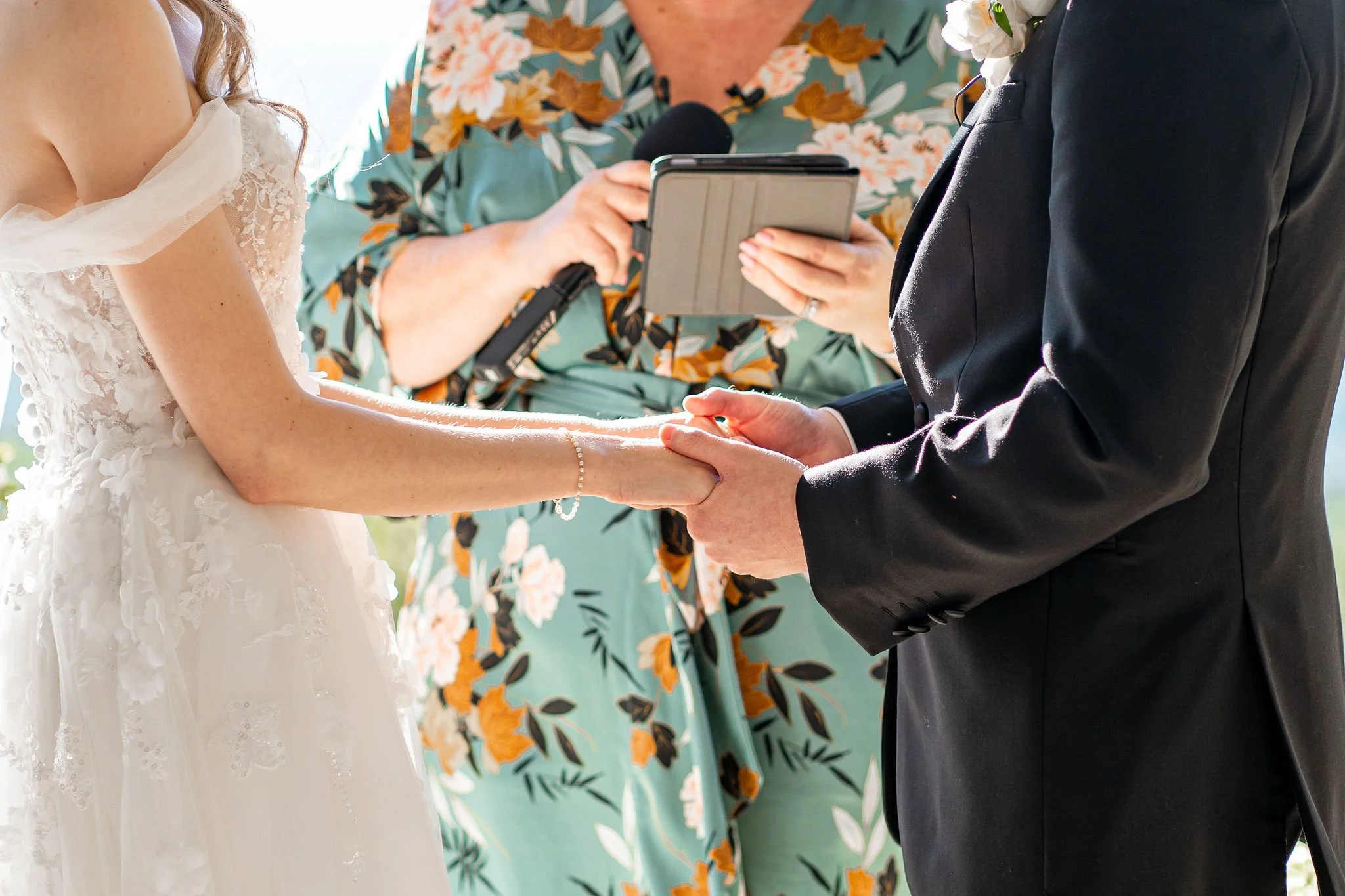 How to choose your Celebrant