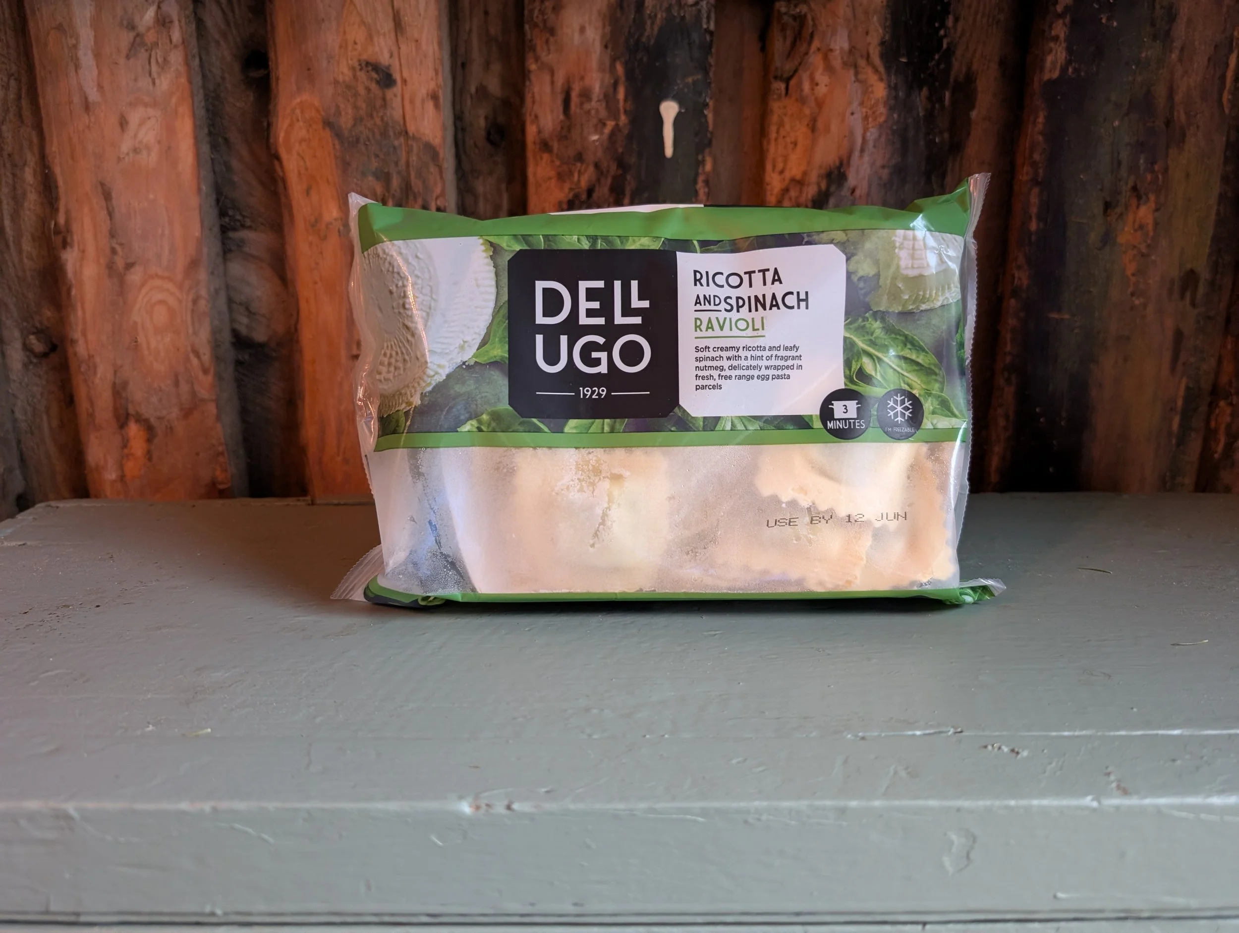 Dell Ugo ricotta & spinach ravioli