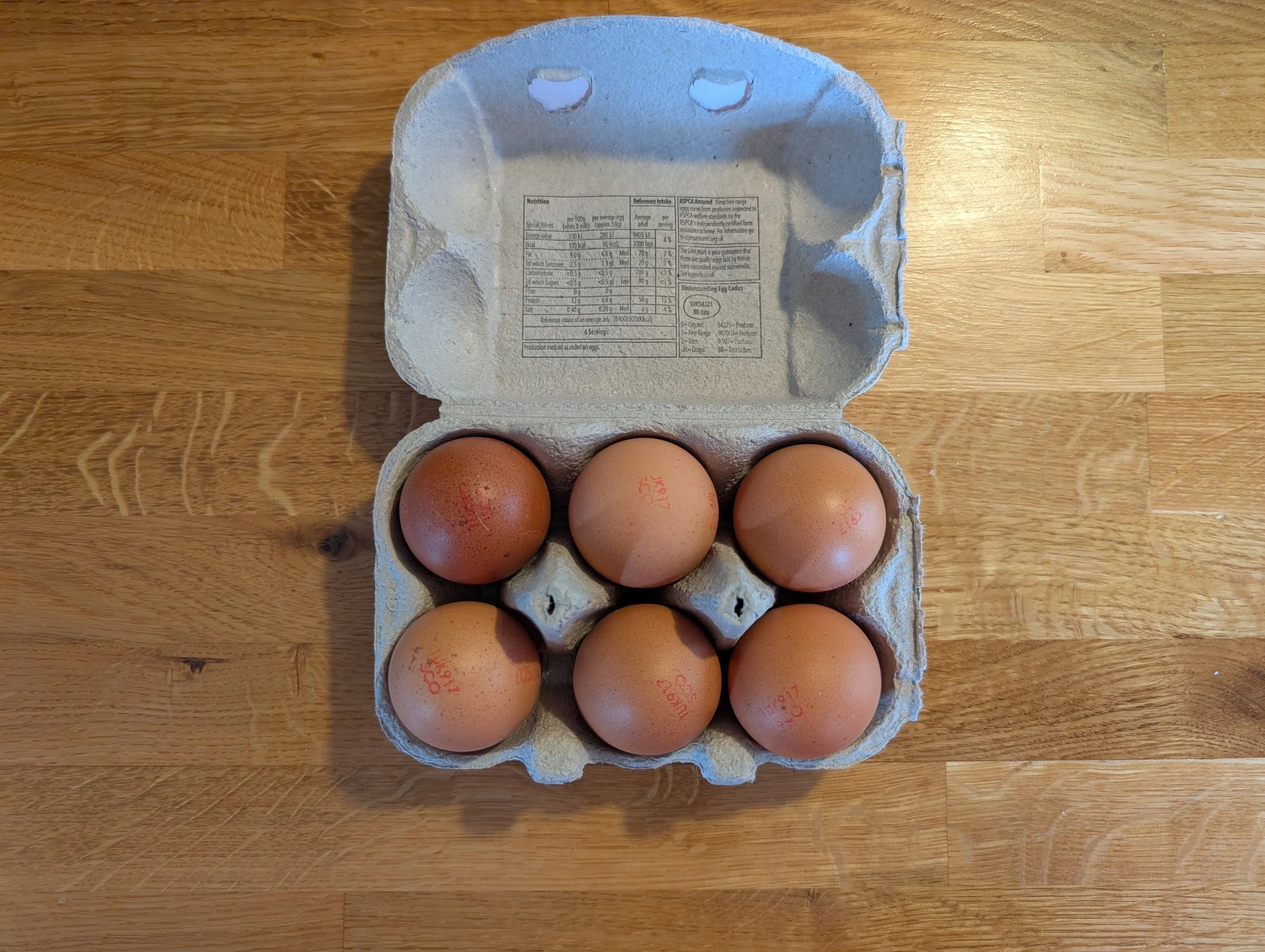 6 free range eggs