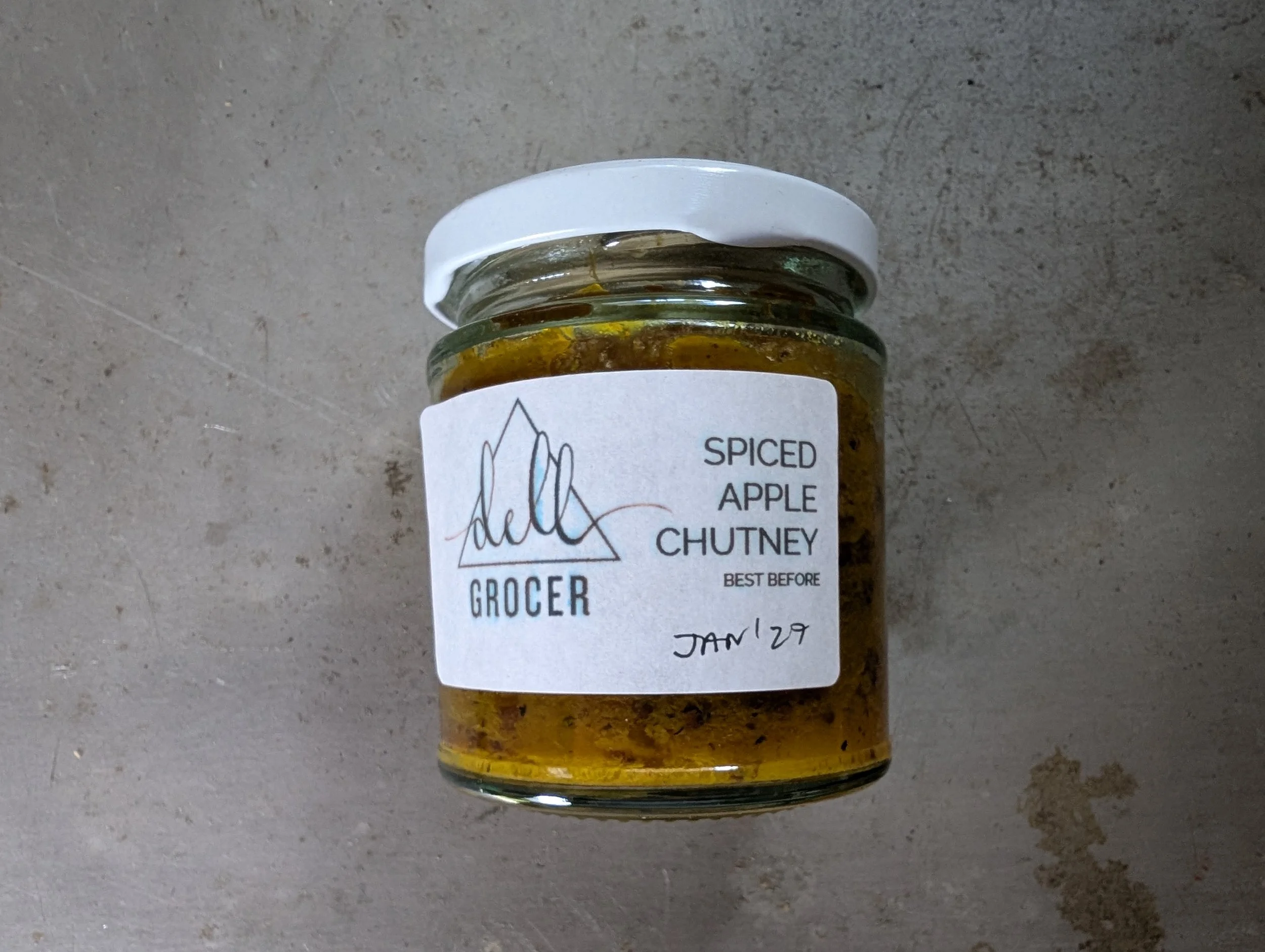 Dell spiced apple chutney