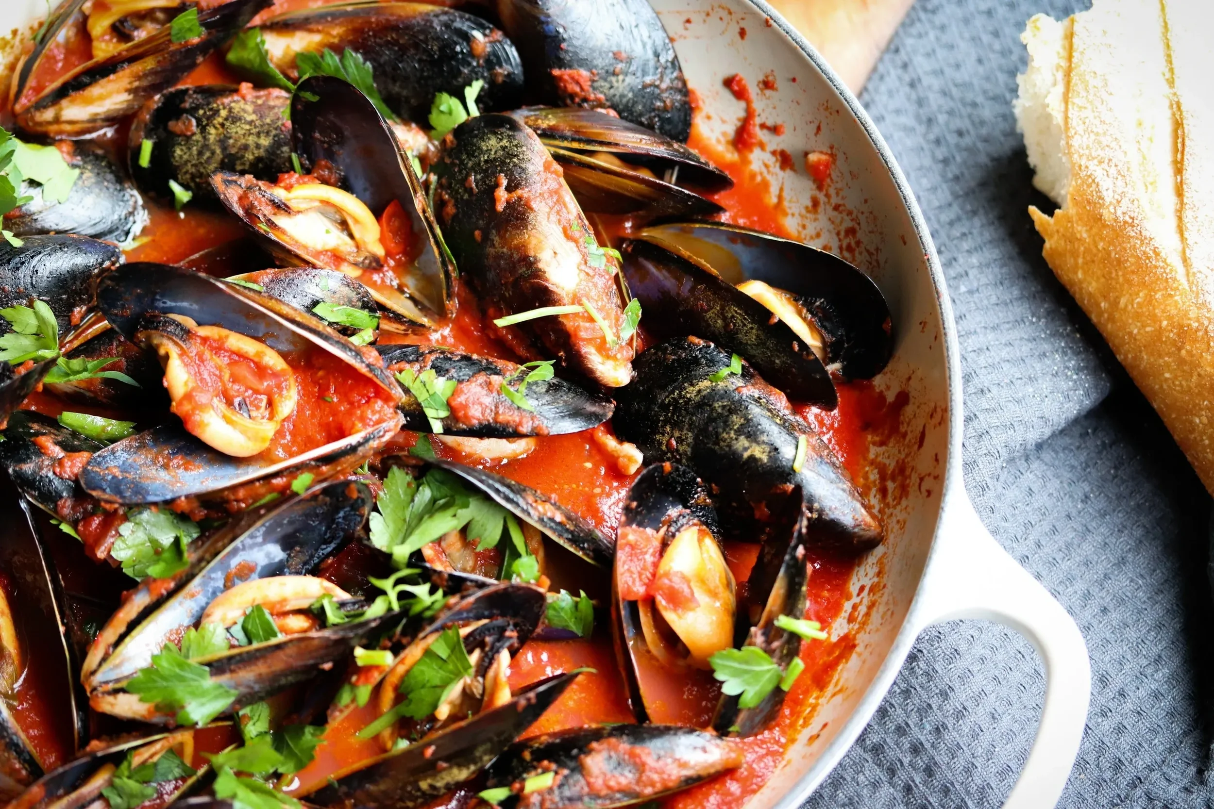 Mussels in Sugo 