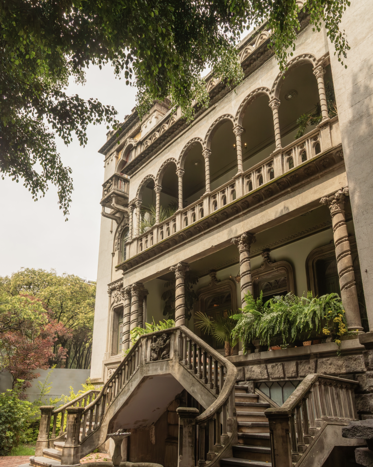 48 Hours in Mexico City: Maison Lézard, Mezcal Nights &amp; Beautiful Chaos