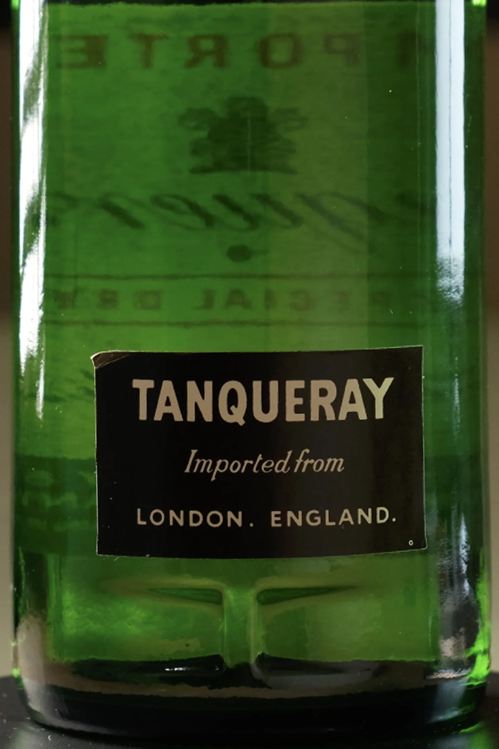 047_tanqueray_1970_d.jpg