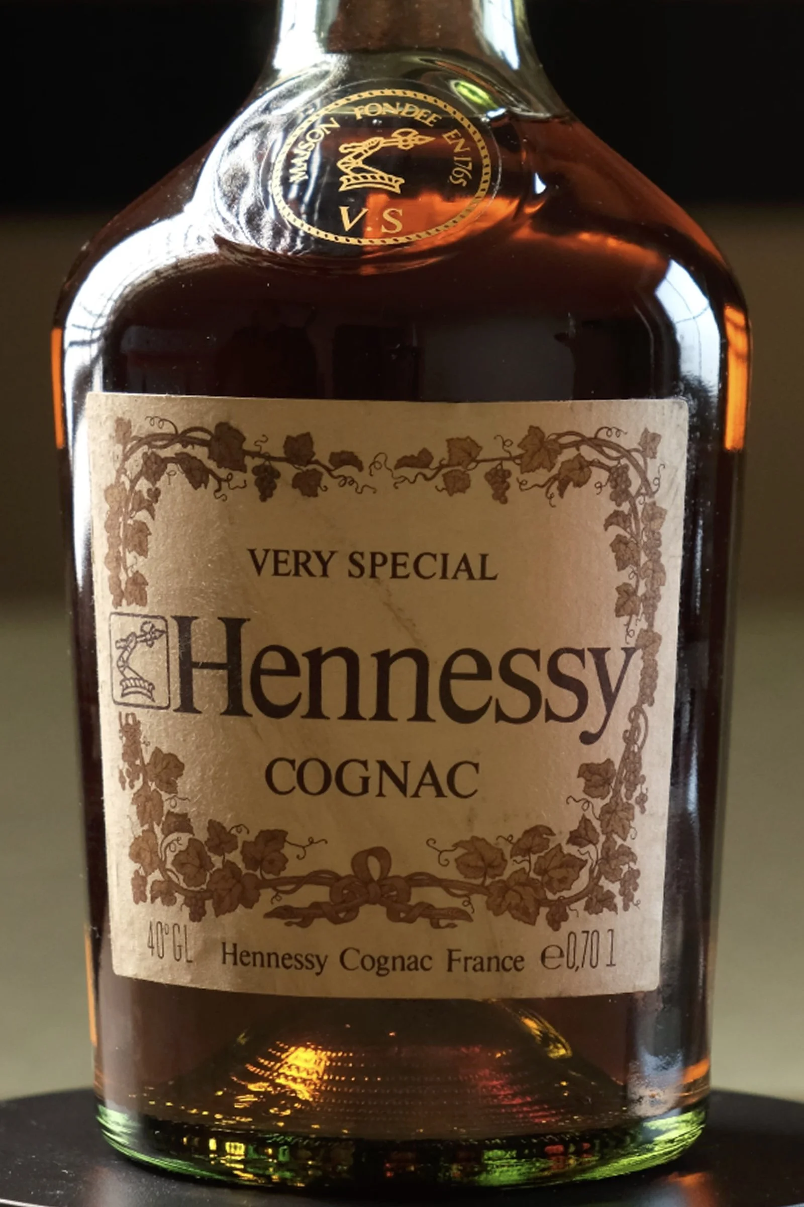 040_hennessy_1970_c.jpg