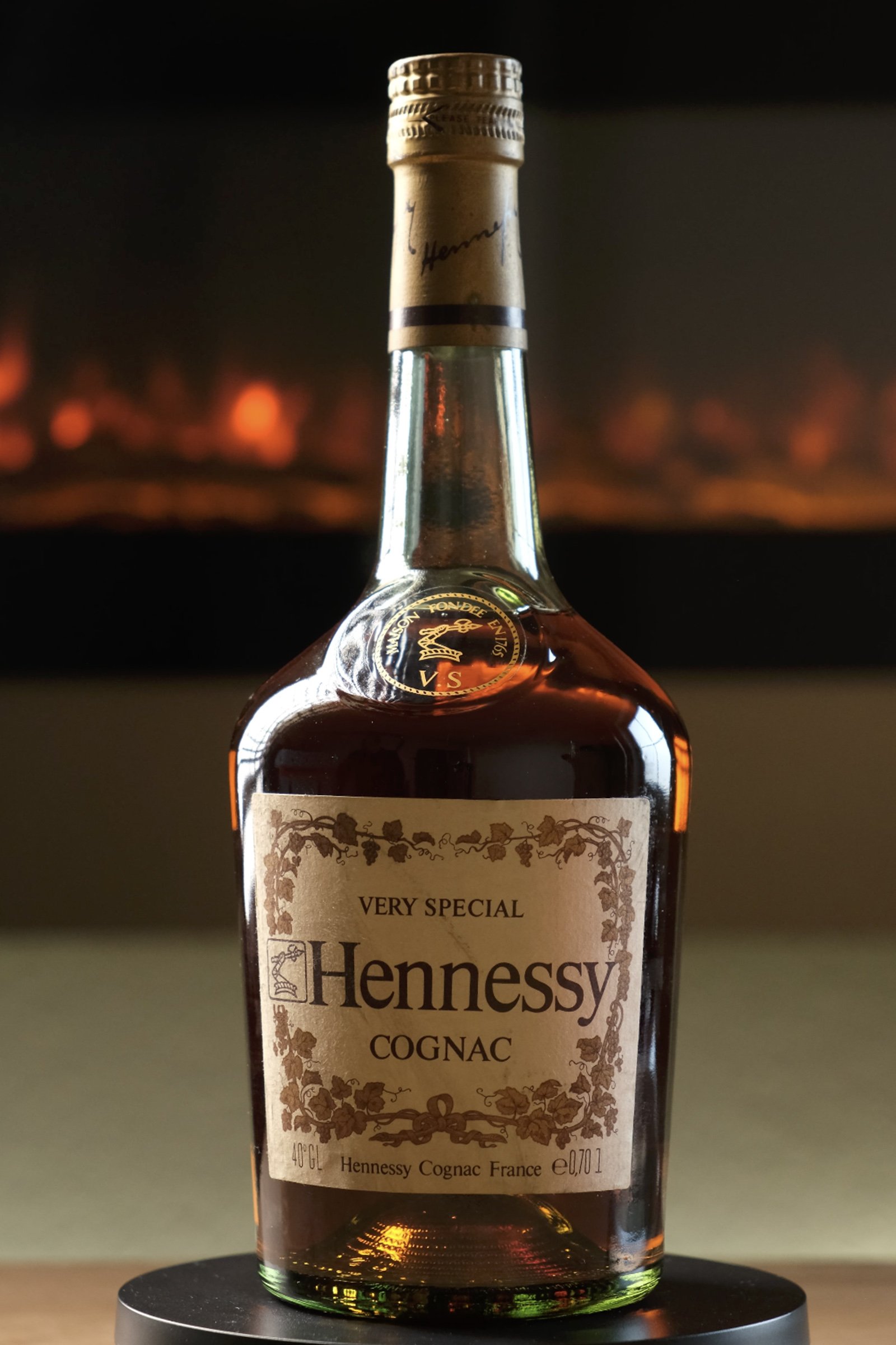 040_hennessy_1970_a.jpg
