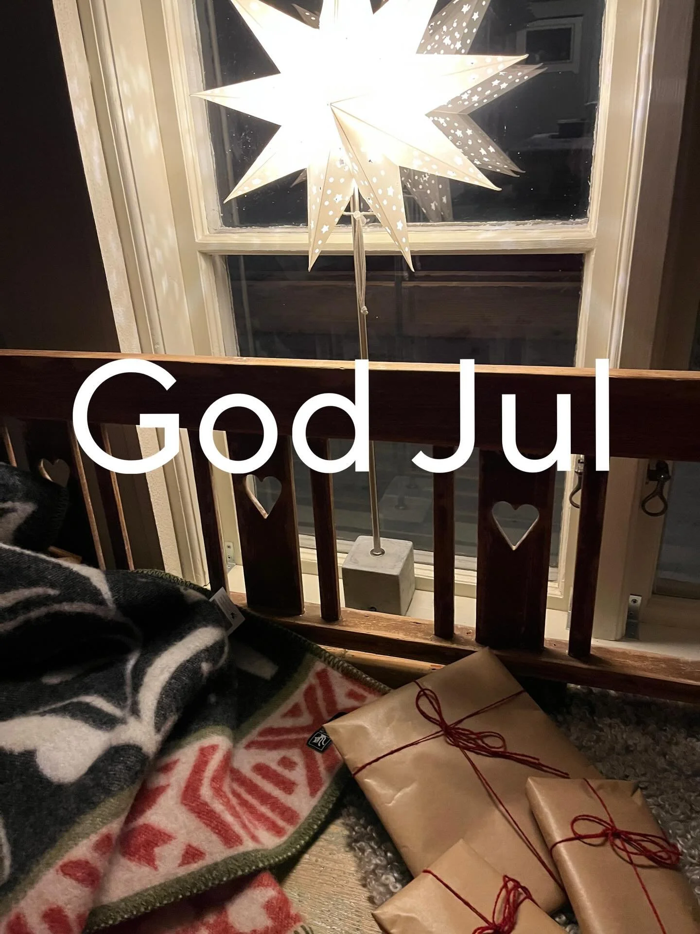 &Ouml;nskar er alla en riktigt fin Jul! S&auml;ger det igen, &auml;r s&aring; tacksam &ouml;ver er, alla mina fina kunder❤️

N&aring;gra dagar ledigt s&aring; &auml;r boden &ouml;ppen p&aring; l&ouml;rdag 27/12 n&auml;sta g&aring;ng. 10-13. Hoppas at