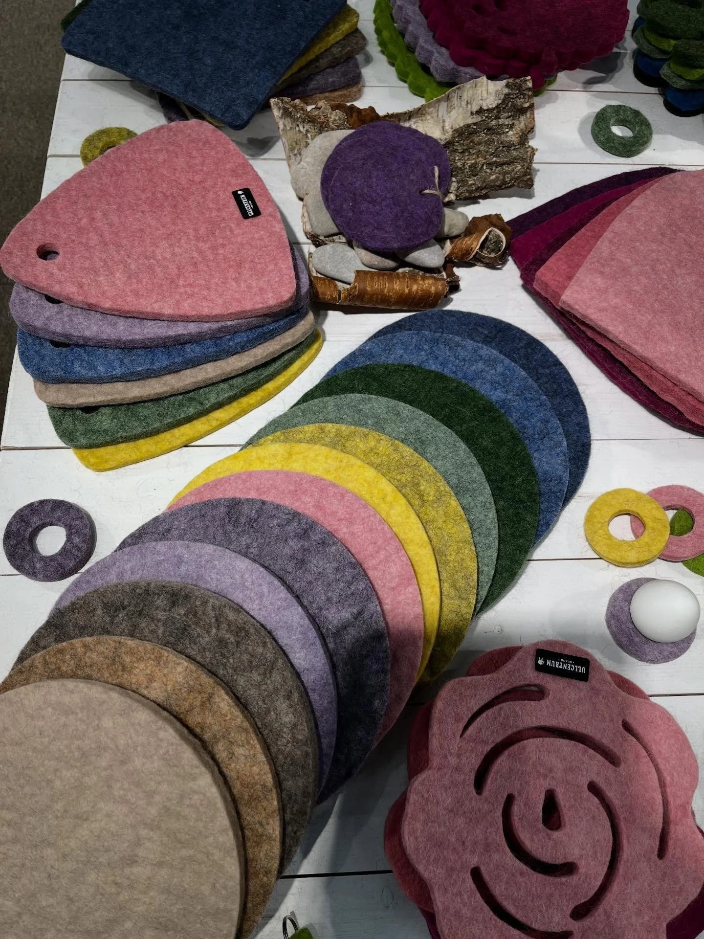 Idag blev det utflykt till Formex f&ouml;r inspiration och kanske en och annan ny id&eacute;. Sitter ni p&aring; n&aring;gon &ouml;nskan om vad jag kan ut&ouml;ka sortimentet med?
@formex.se 
@ullcentrumoland 
@spegels.se 
@kerstinlandstromdesign