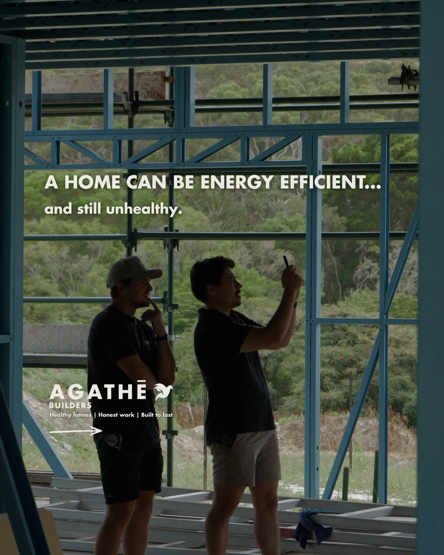 A home can be energy efficient&hellip;
and still be unhealthy.

That surprises a lot of people.

Modern homes are built to perform better than ever.
More insulation.
More airtight.
Less energy use.

But performance and health aren&rsquo;t the same th