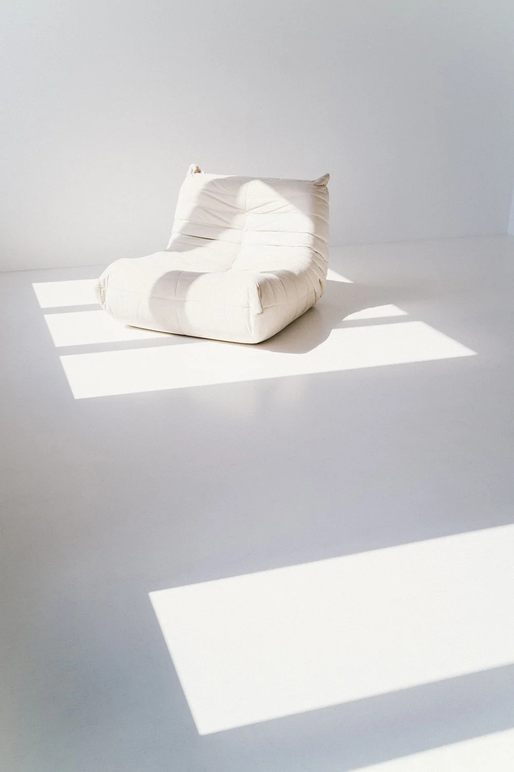 LIT_HOUSE_STUDIO_WHITE_5.jpg