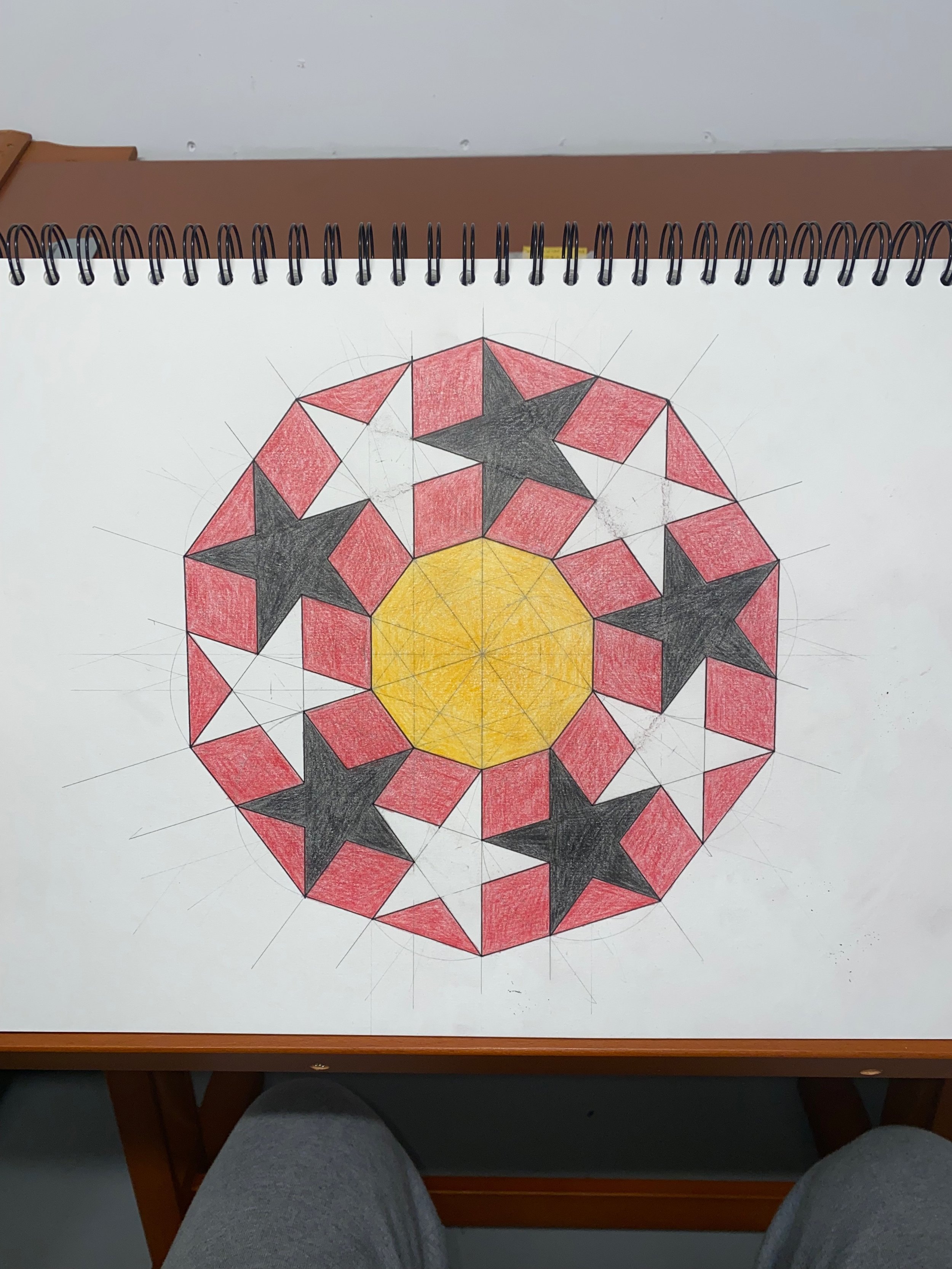 INTERLOCKING_STARS_DECAGONAL.jpeg