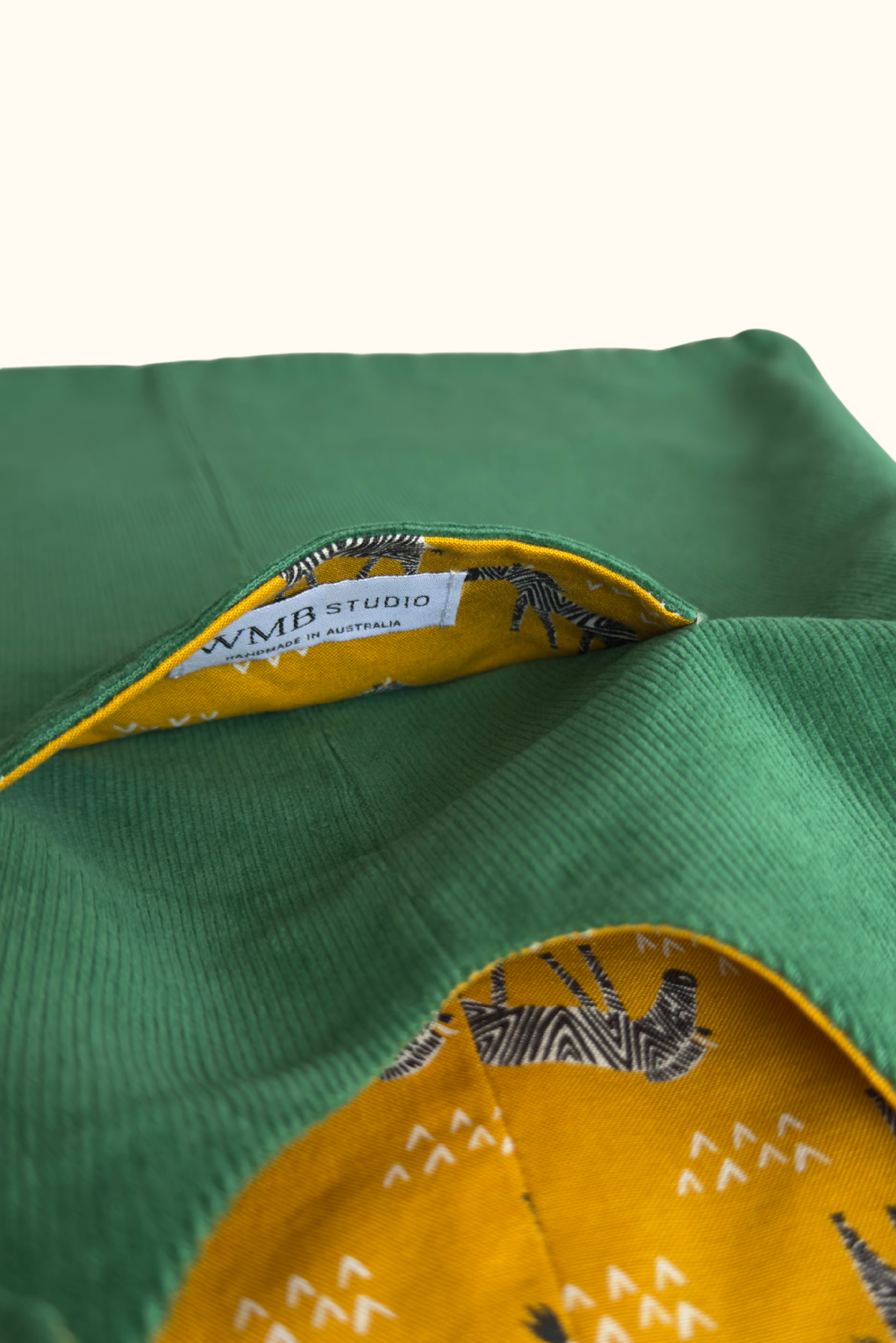 Zebra Reversible Penefold_Pocket View.png