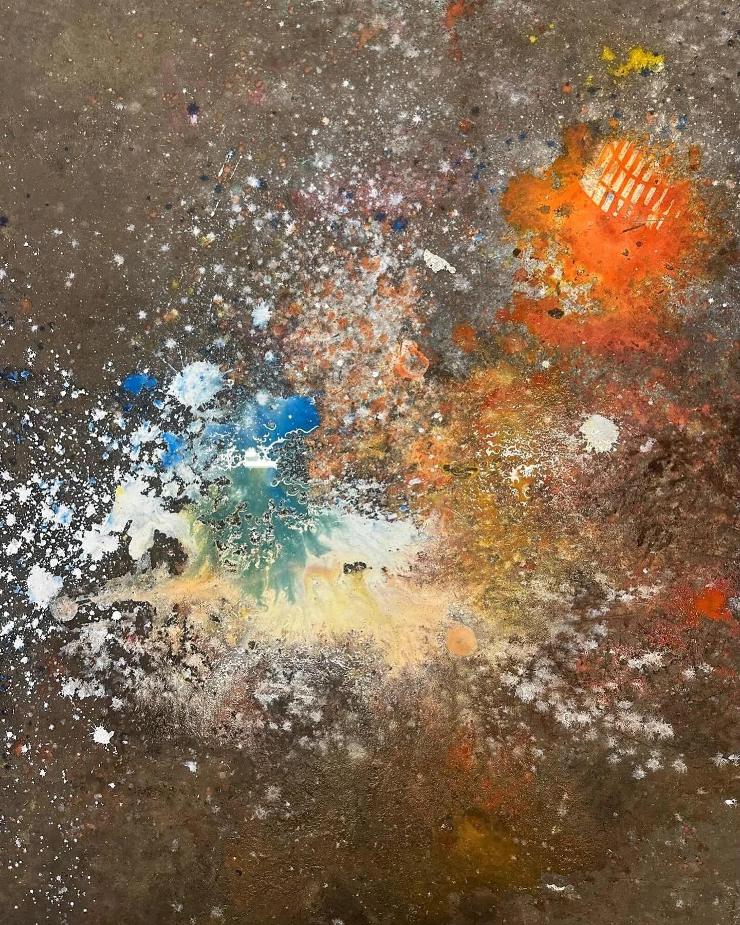Studio floor.
It&rsquo;s a pity this had to be cleaned!