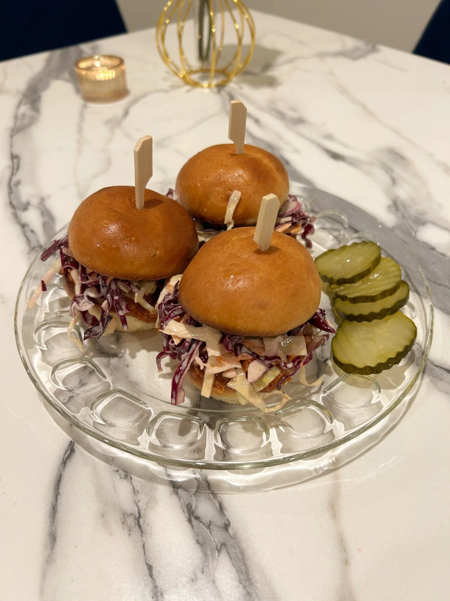 Good things come in threes - like our Pulled pork sliders 💓