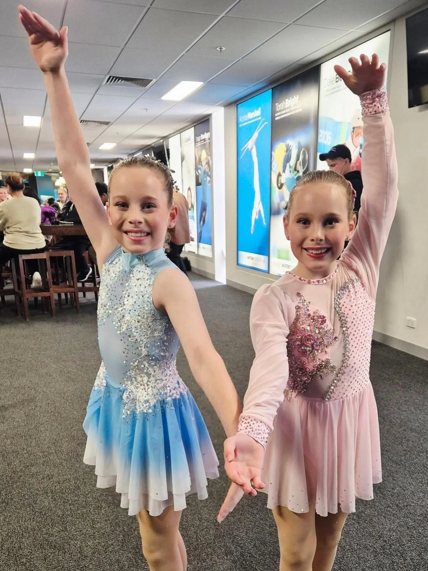 Mila &amp; Mika at Spring Gala 💙💗 #ofsc#olympicfigureskatingclub #iceskating#iceskatingmelbourne#figureskater