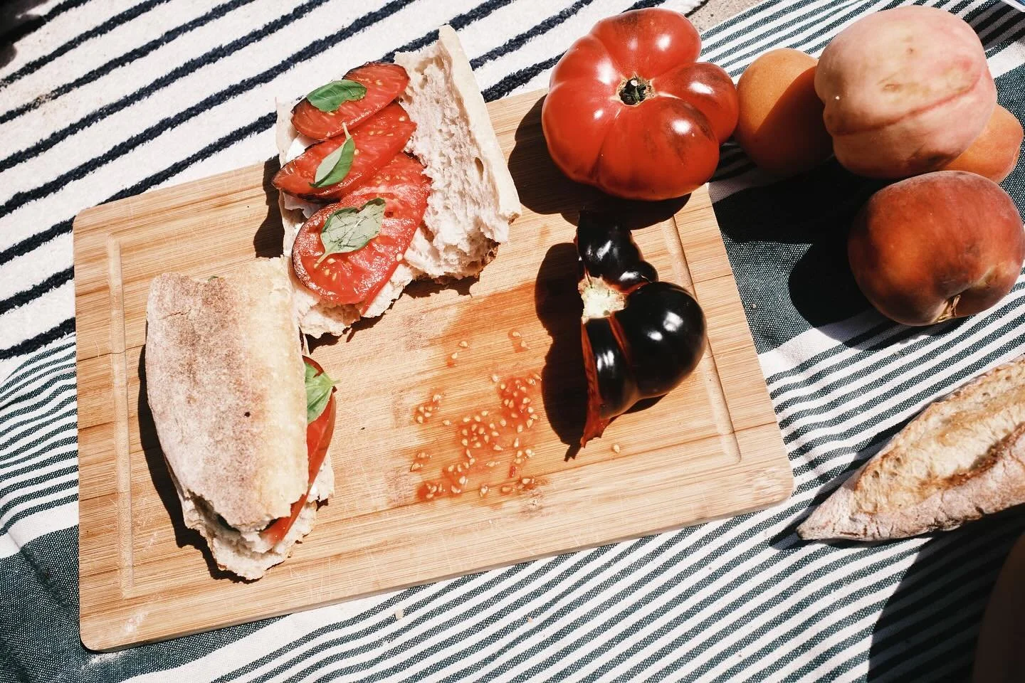 A peachey spread in Parede