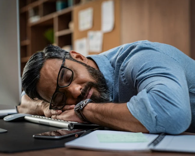 Why You Feel Tired Even When You Sleep: A Chinese Medicine Perspective
