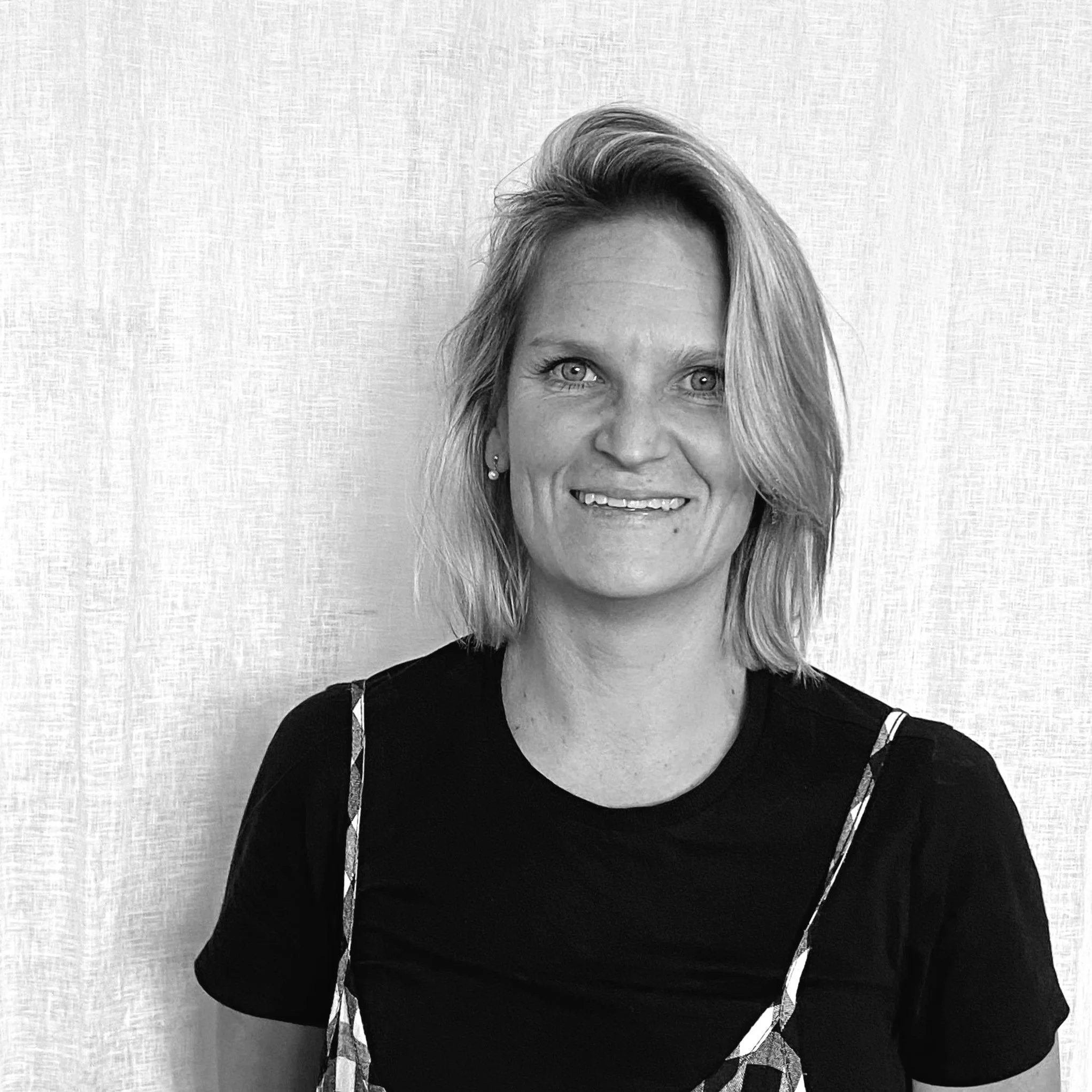 Dr Lucy Bartlett