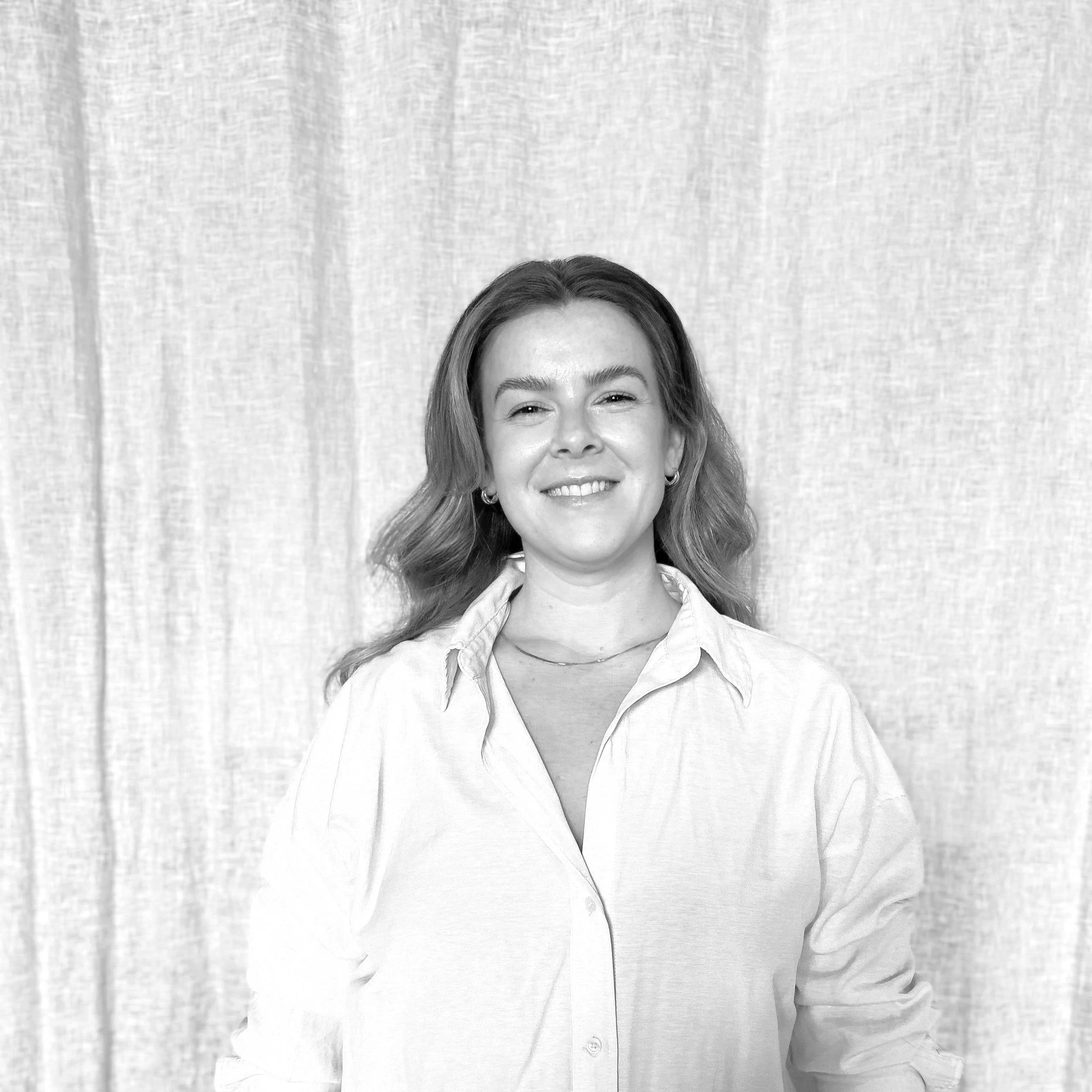 Dr Kristin Webb