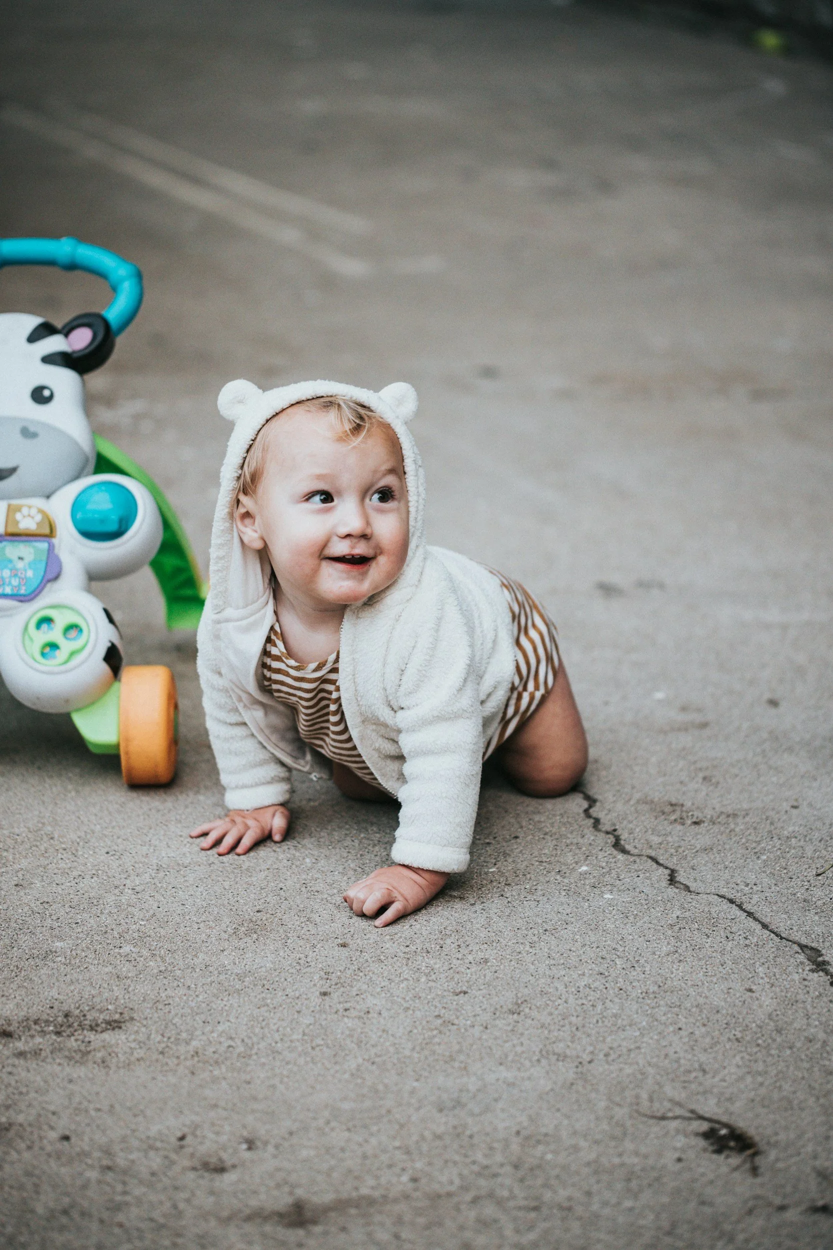 Why Is My Baby Rocking on Hands and Knees? The Stage Before Crawling