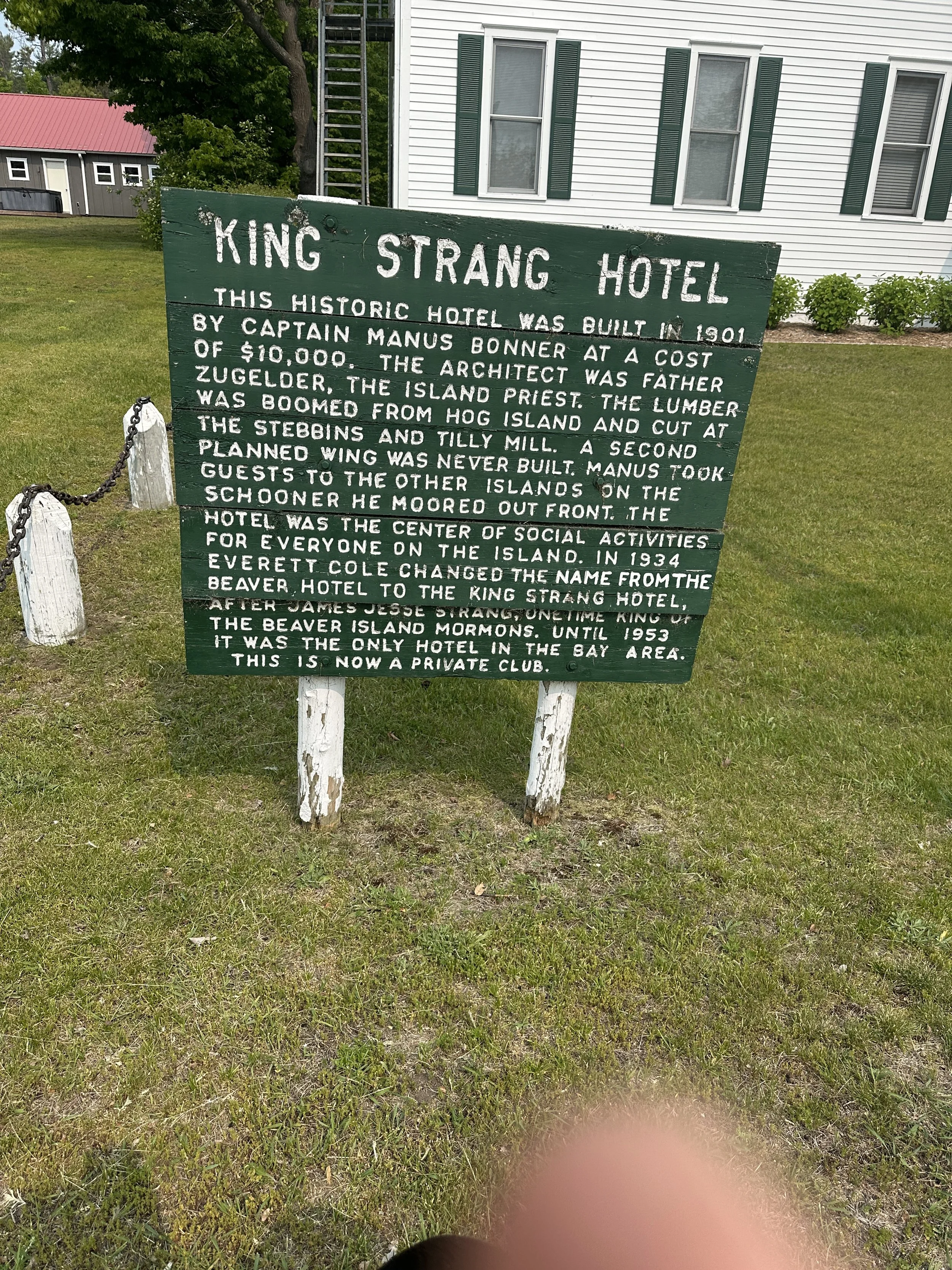 Info about King Strang Hotel