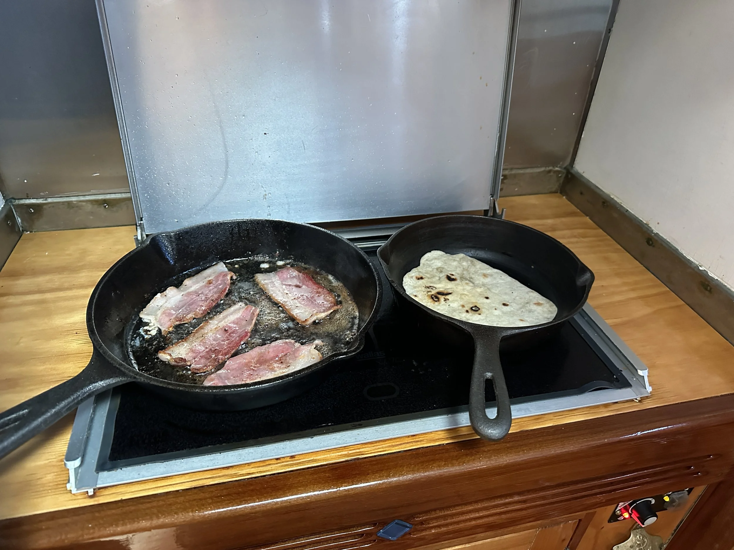 Breakfast underway