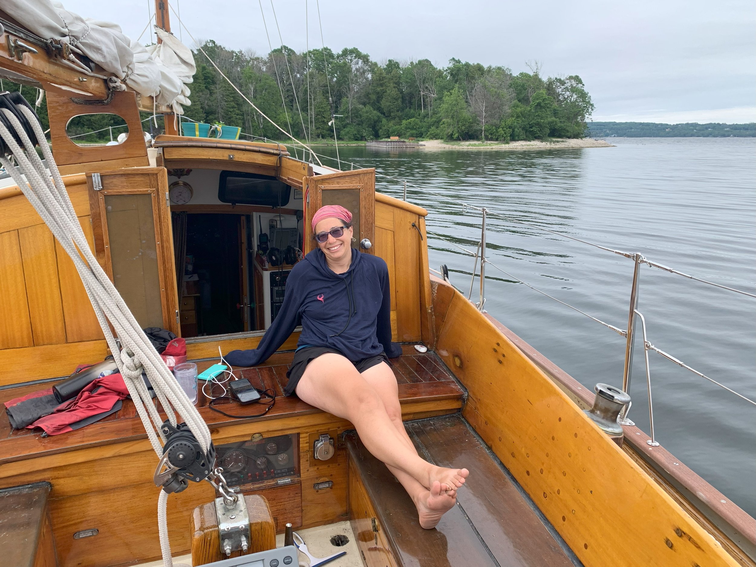 Relaxing at Horseshoe island