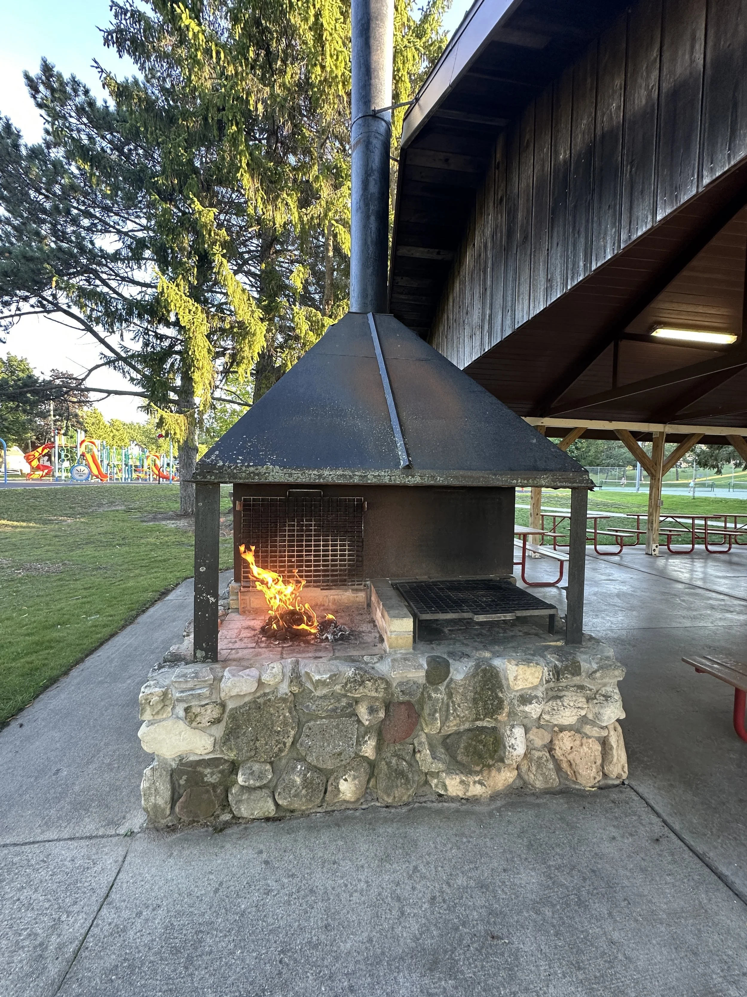 Look at that community grill!