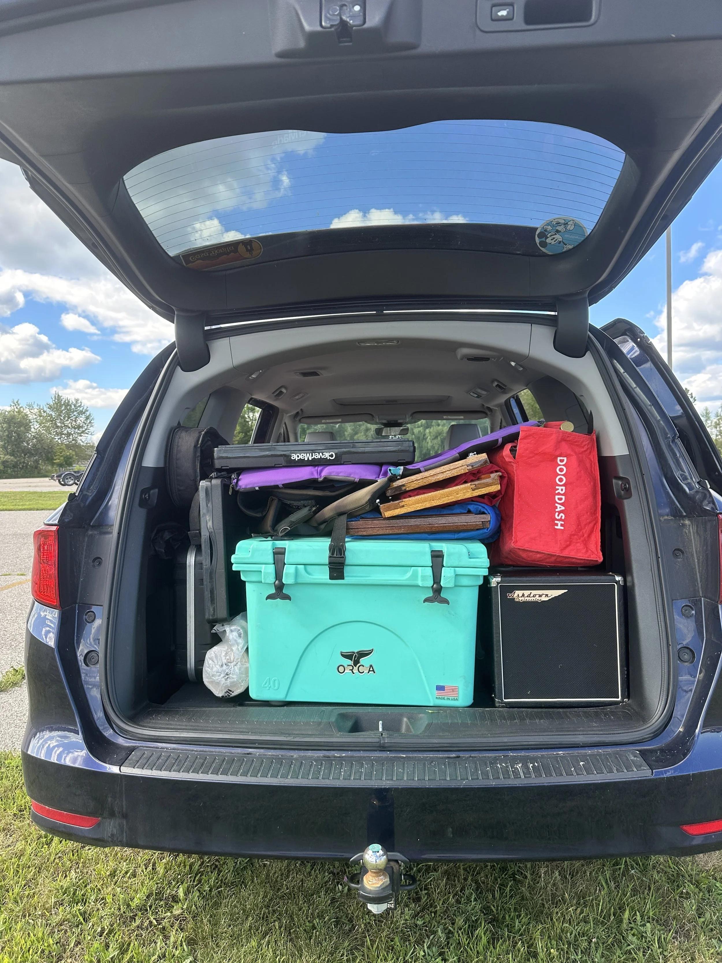 Packed minivan