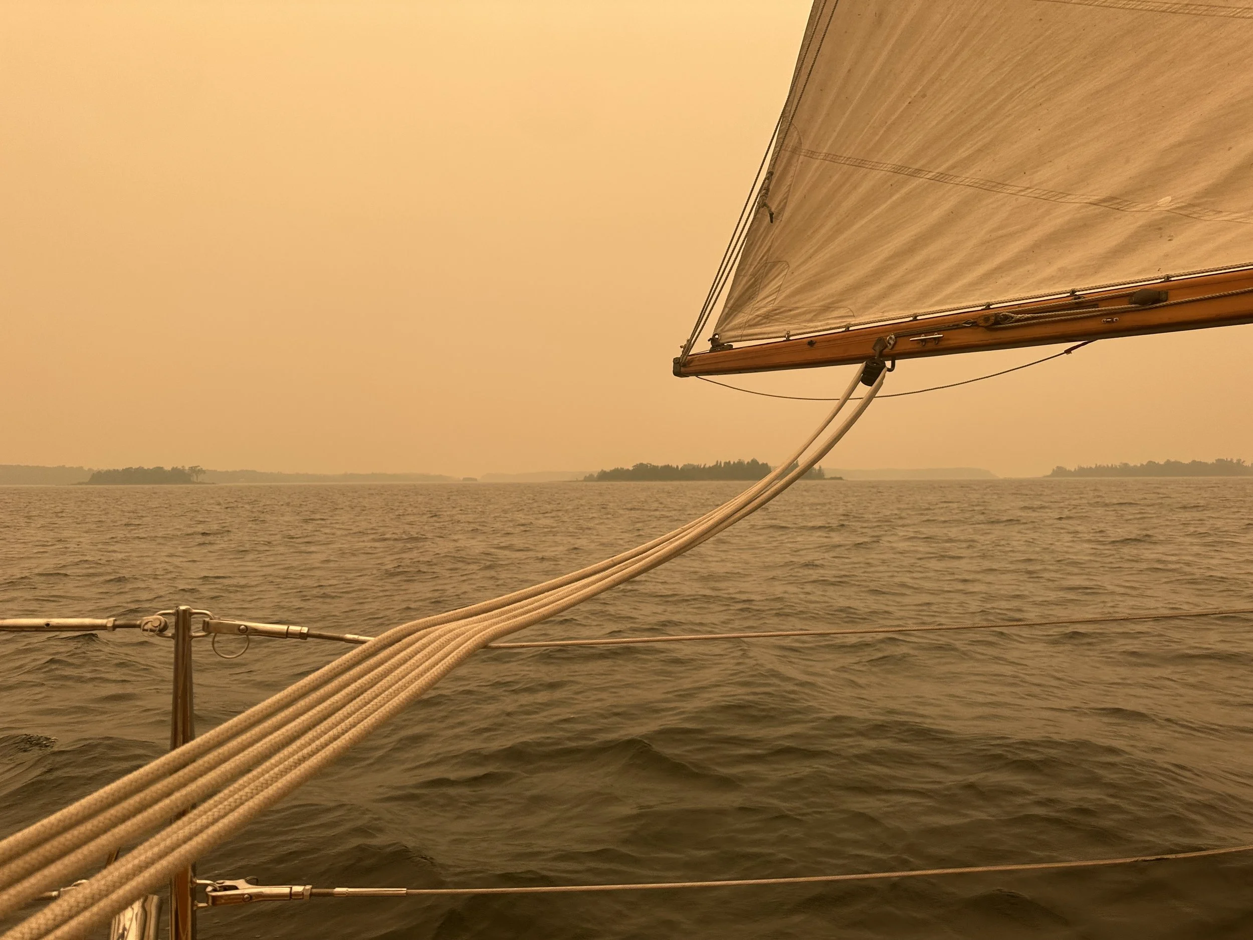 Smoking sail views