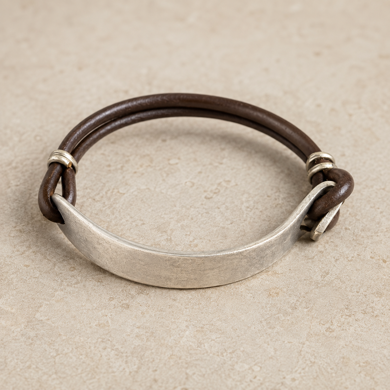 Bracelet 2 Plain - no design with leather-2.png