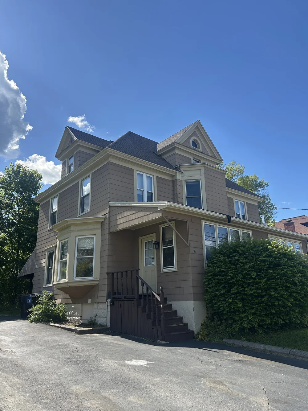 16 Pleasant Street