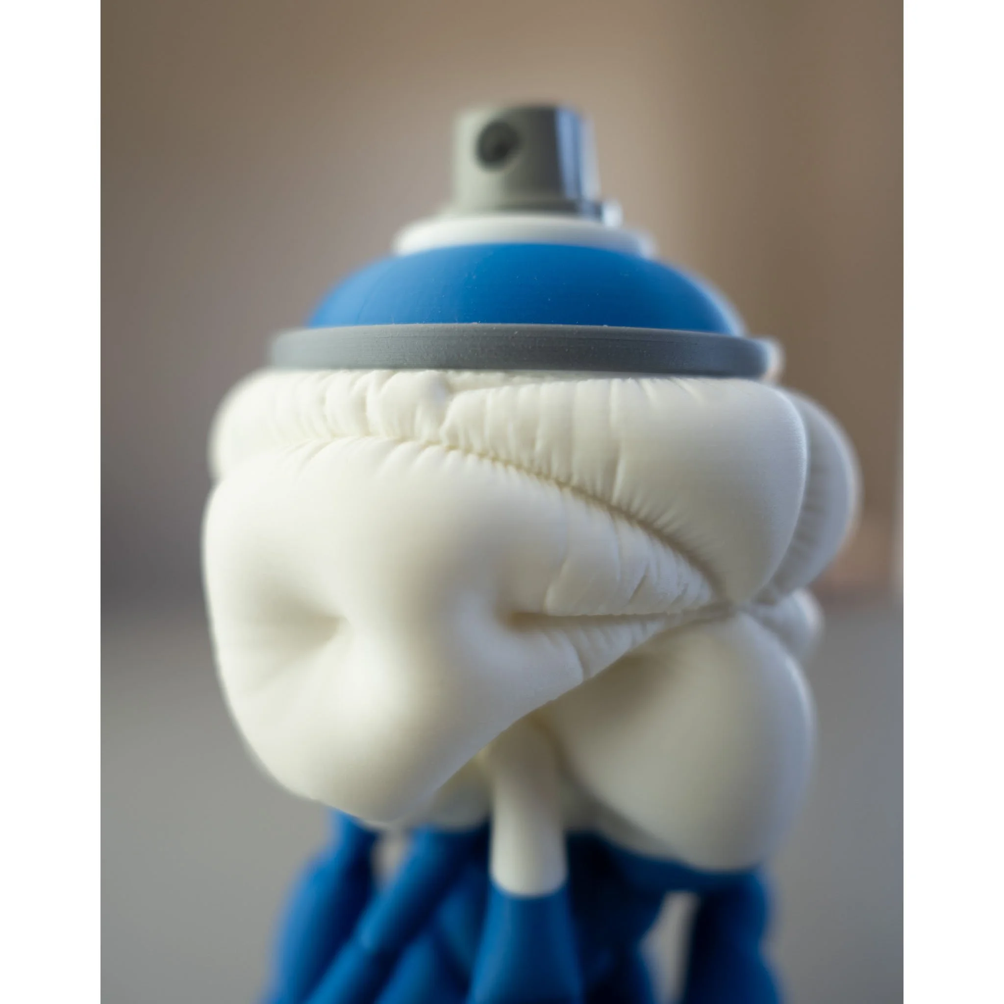 spraycan-3d-print-pressure-blue-detail-2.jpg