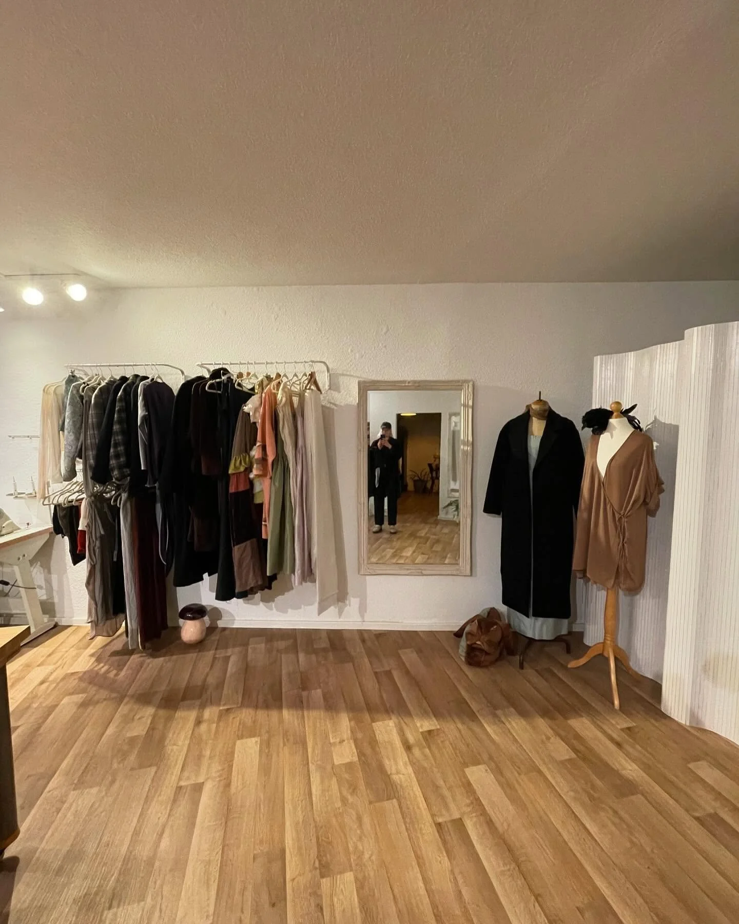 Life in the new st&uuml;d since June

We&rsquo;ve hosted 3 internships, wrapped on another bridal season, graced your bodies with couture, planned the 2025 spring collection, choreographed a ballet and are finally building up the remaining areas of t